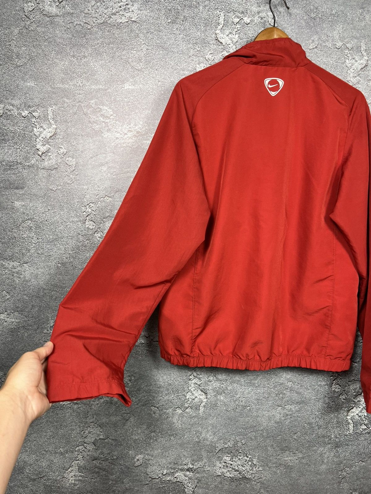 Nike Vintage 2009 Nike Manchester United Nylon Track Top Jacket Size US S / EU 44-46 / 1 - 16 Thumbnail