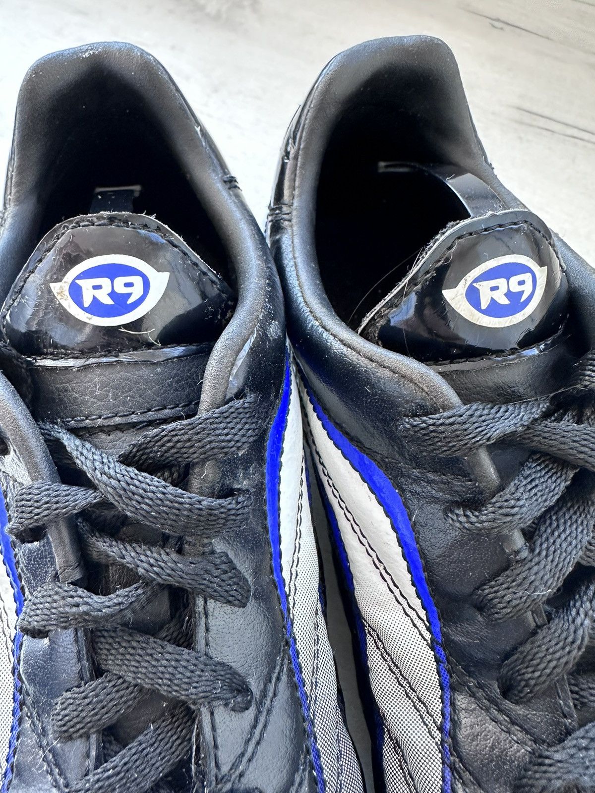 Nike × Vintage Nike Mercurial R9 Ronaldo Fenomeno 2000 Football Cleats US10 Size US 10 / EU 43 - 14 Thumbnail