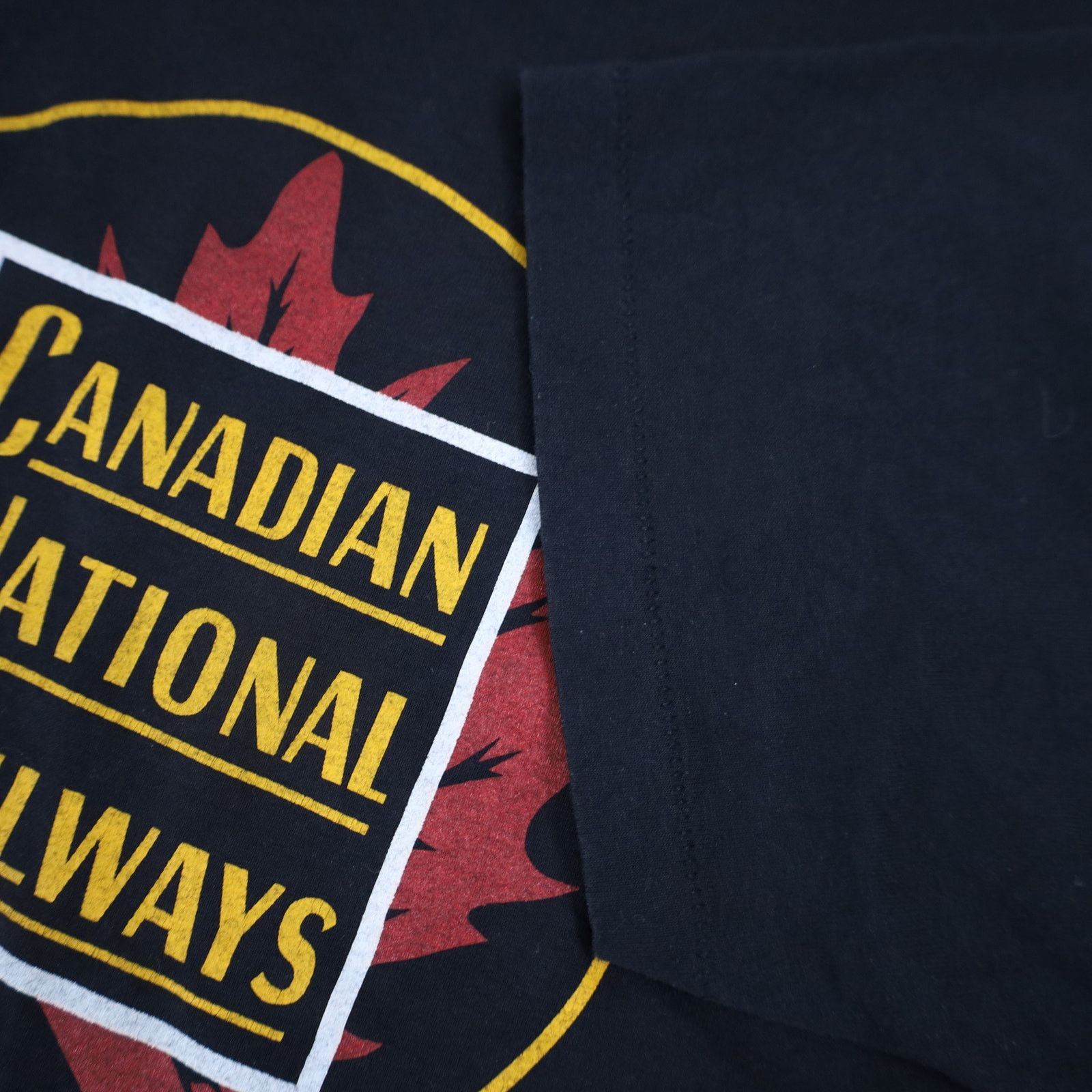 Vintage Vintage Canadian National Railways Graphic T Shirt Size US XL / EU 56 / 4 - 5 Thumbnail