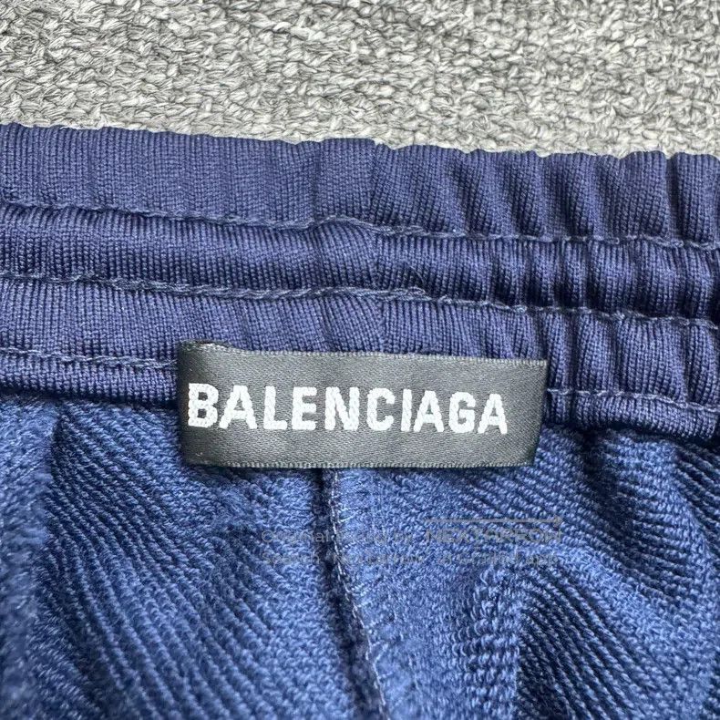 Balenciaga Balenciaga Buckle Embroidered Casual Pants Size US 34 / EU 50 - 2 Thumbnail