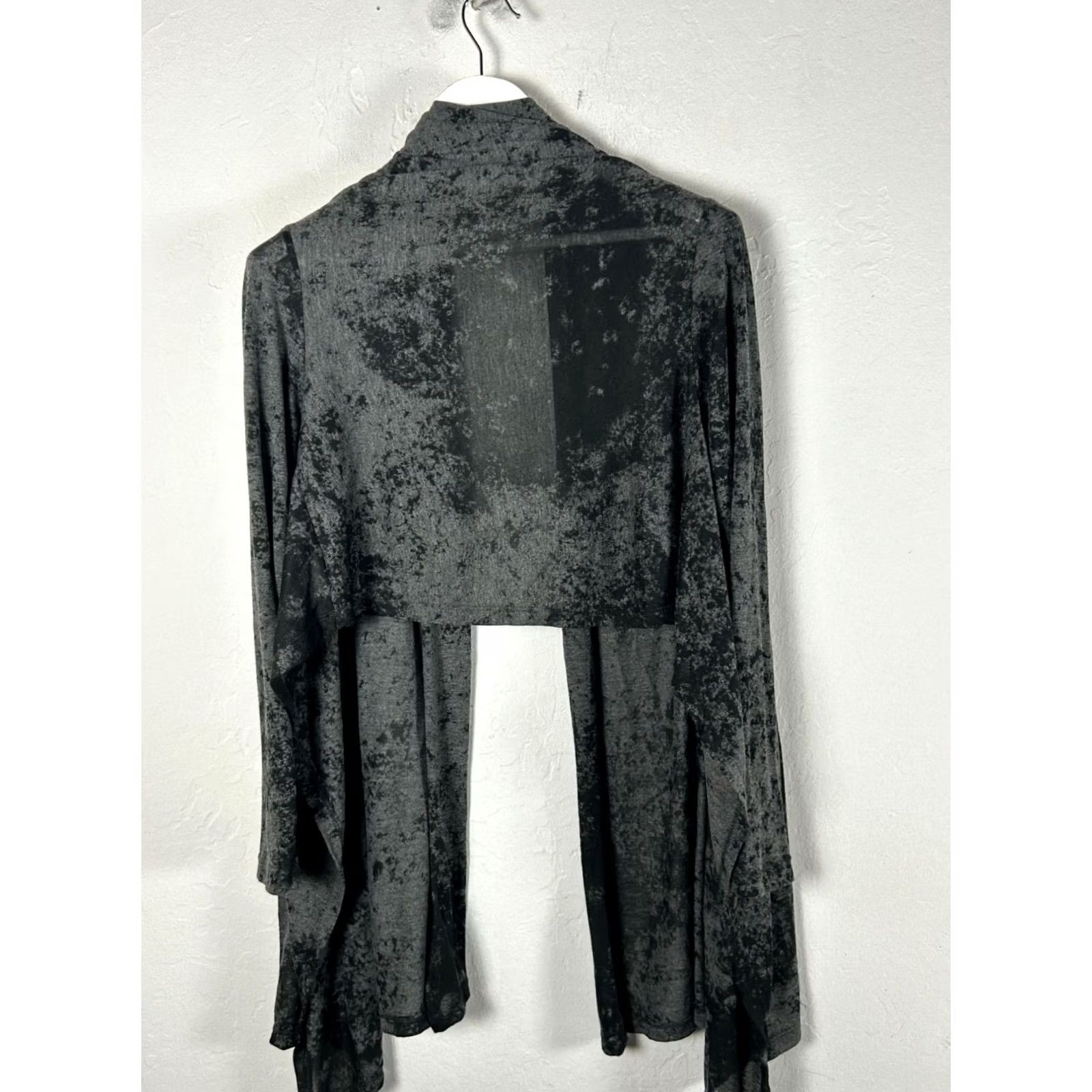 Vintage Alembika Cardigan Open Front Gray Black Abstract Print Lagenlook Size S/M Womens Dressy Casual Knit Sleeve Long Draped Open-Front Bohemian All Season Size S / US 4 / IT 40 - 3 Thumbnail
