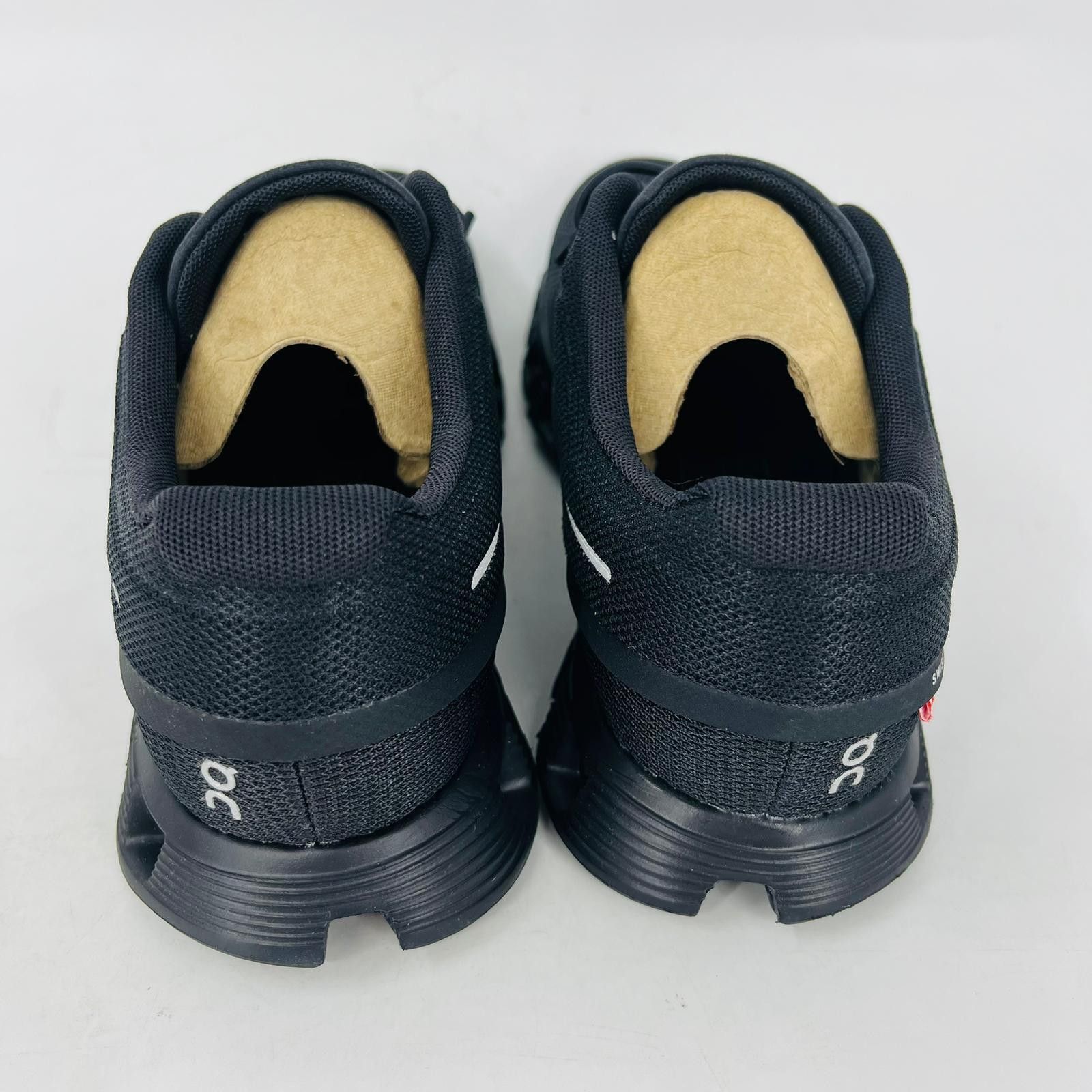 On ON RUNNING CLOUD 5 MEN'S ALL BLACK RUNNING SHOES SIZE 12D Size US 12 / EU 45 - 3 Thumbnail