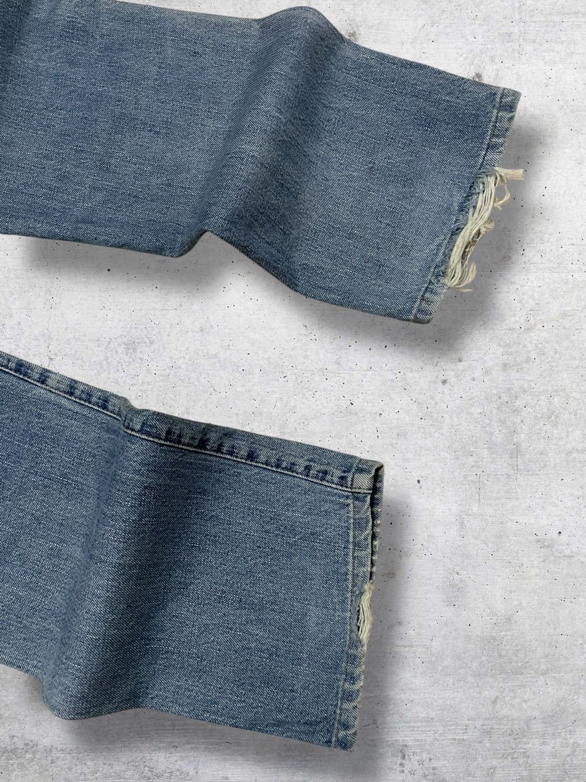 Levi's Vintage Clothing VINTAGE 502 LEVIS 1990S OG DESIGNER DISTRESSED RUGGED DENIM Size US 30 / EU 46 - 13 Thumbnail
