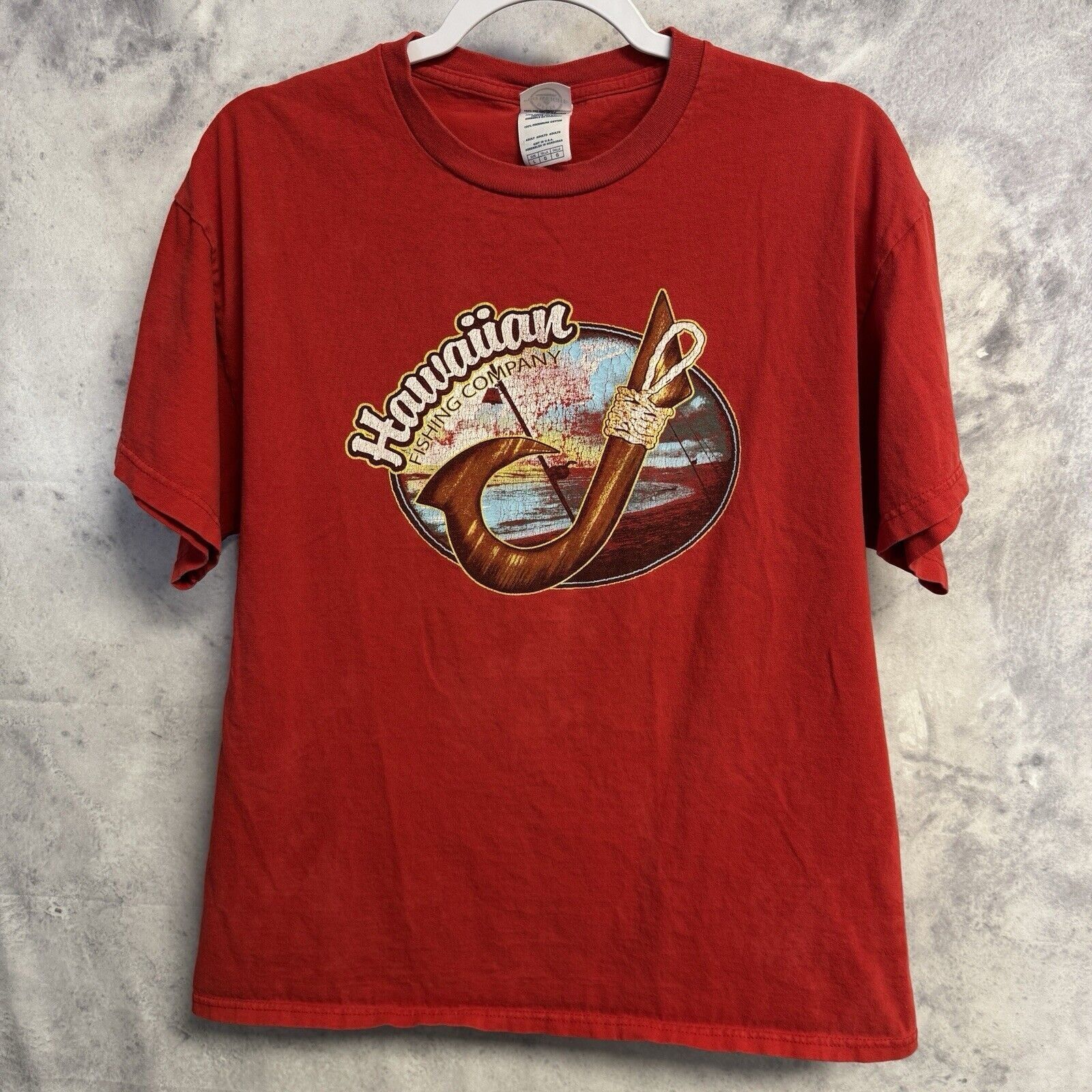 Vintage Vintage Hawaiian Fishing Company T Shirt Mens Large Red Shor Size US L / EU 52-54 / 3 - 1 Thumbnail