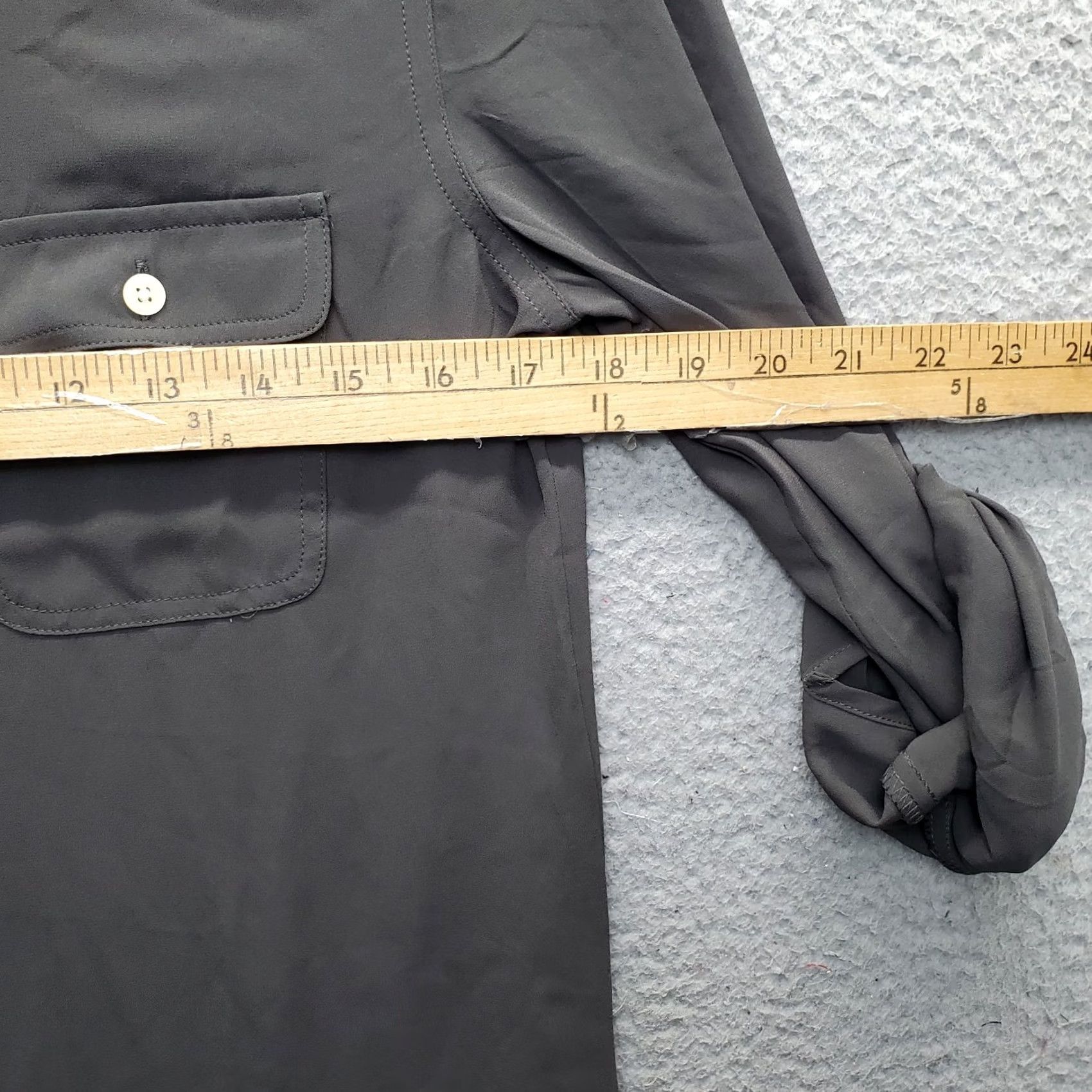 Loft LOFT Shirt Womens Small Gray Patch Pocket Roll Tab Sleeve Collared Button Up Size S / US 4 / IT 40 - 5 Thumbnail
