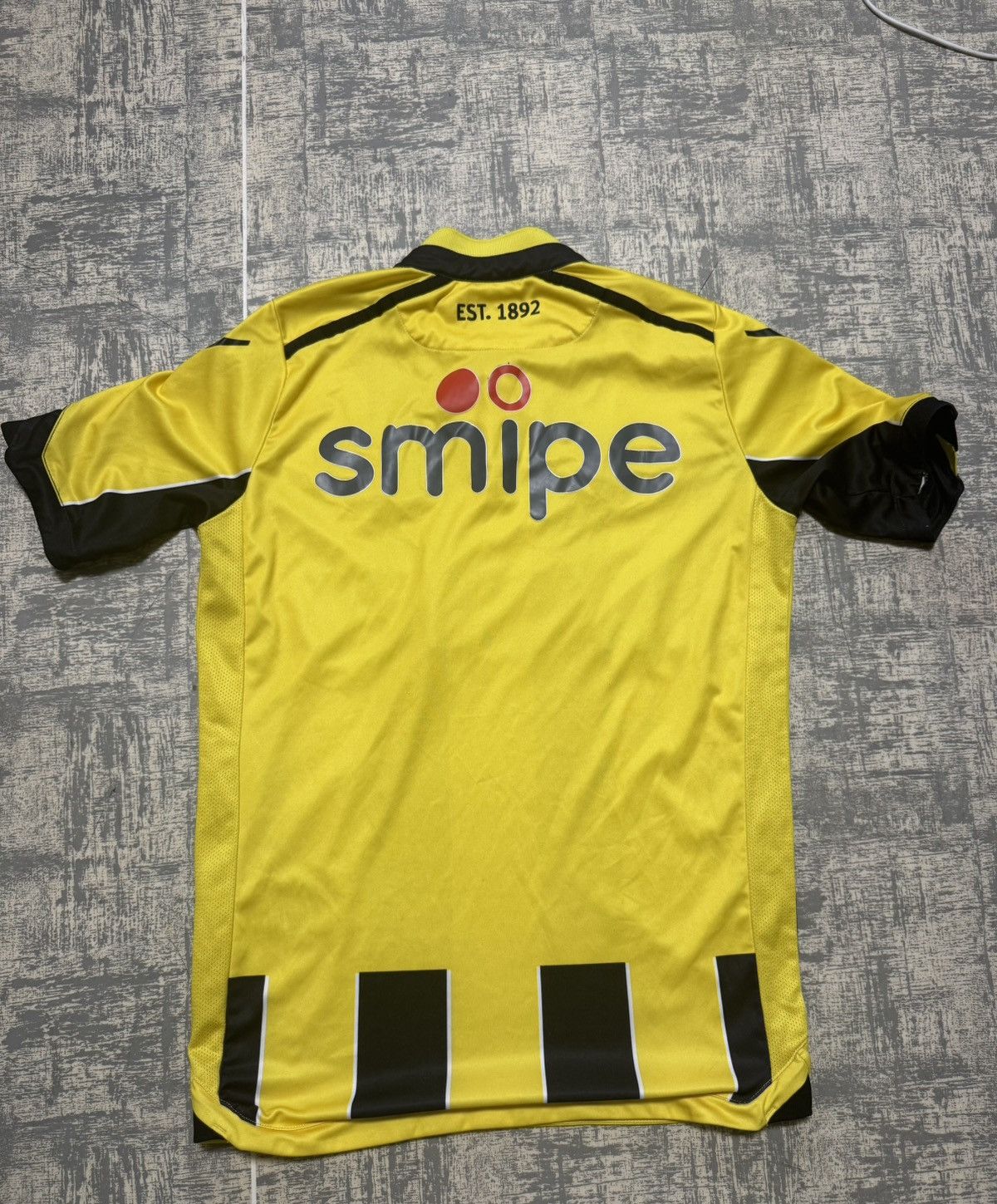 Macron × Vintage Soccer jersey Vitesse Size US S / EU 44-46 / 1 - 9 Thumbnail