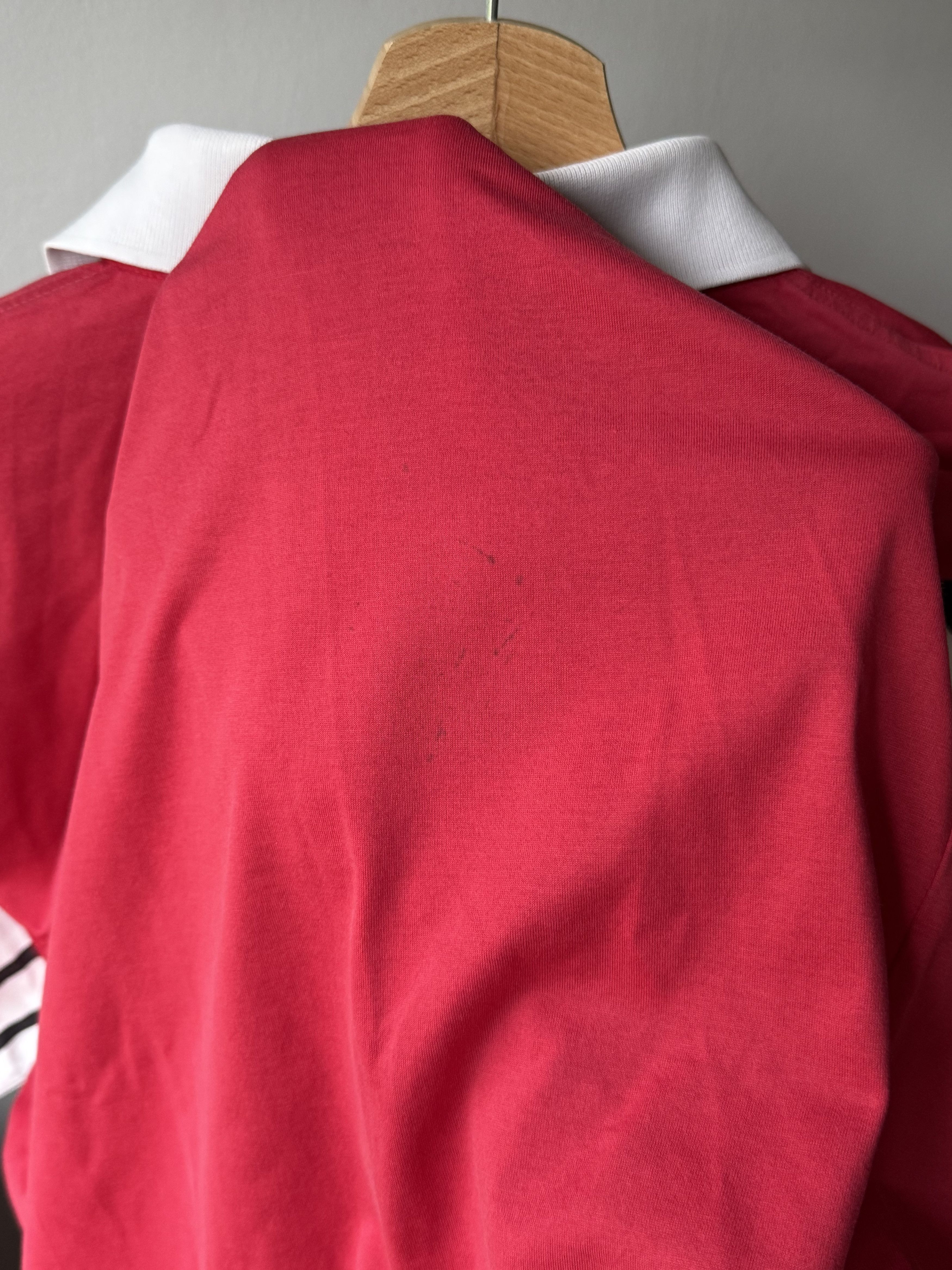 Nike Vintage Nike Supreme Court Striped Sleeves Red Polo Shirt Size US L / EU 52-54 / 3 - 14 Thumbnail