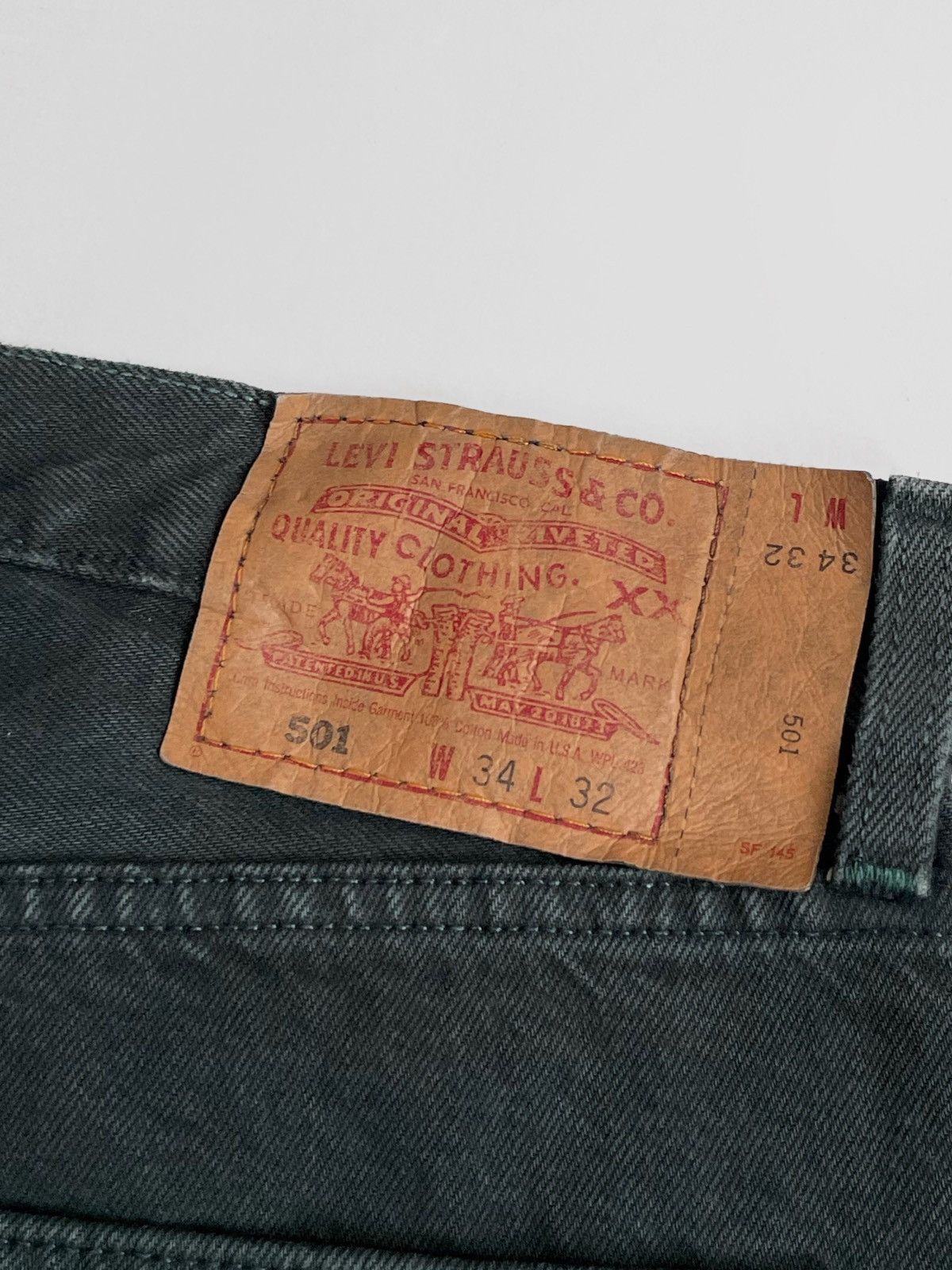 Levi's Vintage Clothing Vintage Levi’s 501 Dark green denim pants Made in USA Size US 34 / EU 50 - 7 Thumbnail