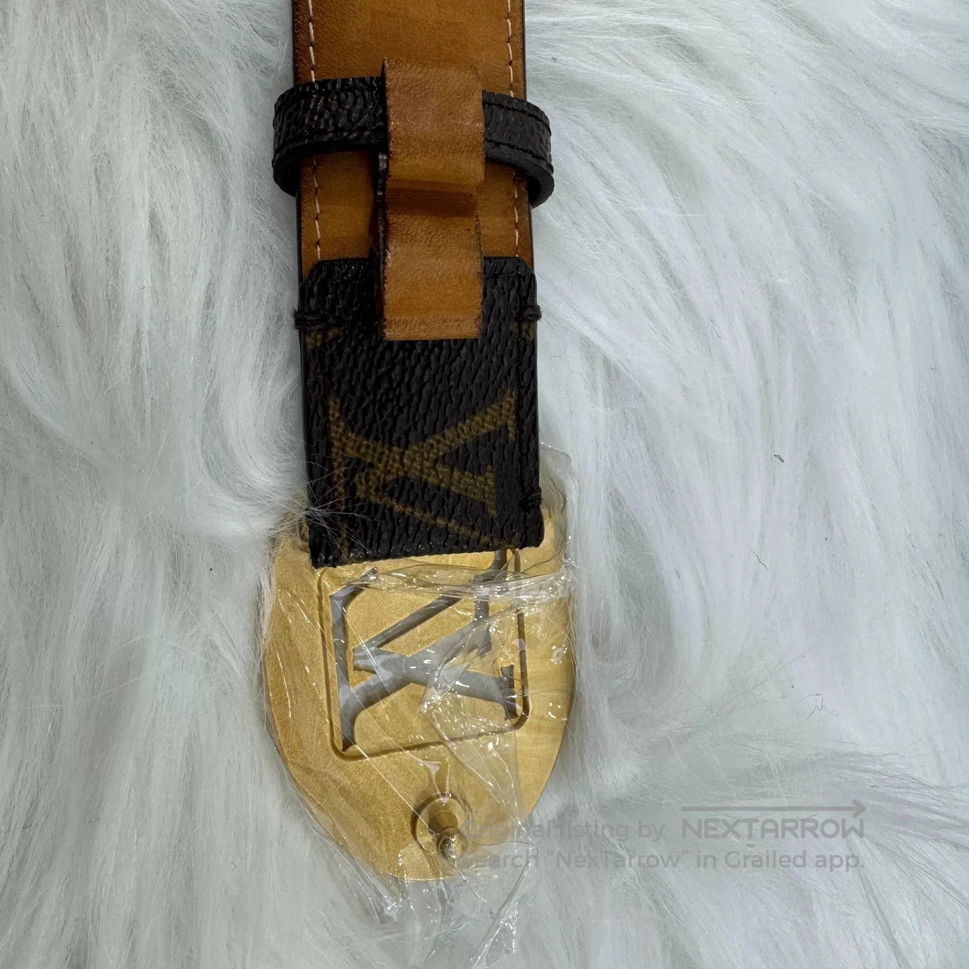 Louis Vuitton Louis Vuitton Monogram Gold Buckle Belt. Size ONE SIZE - 7 Thumbnail