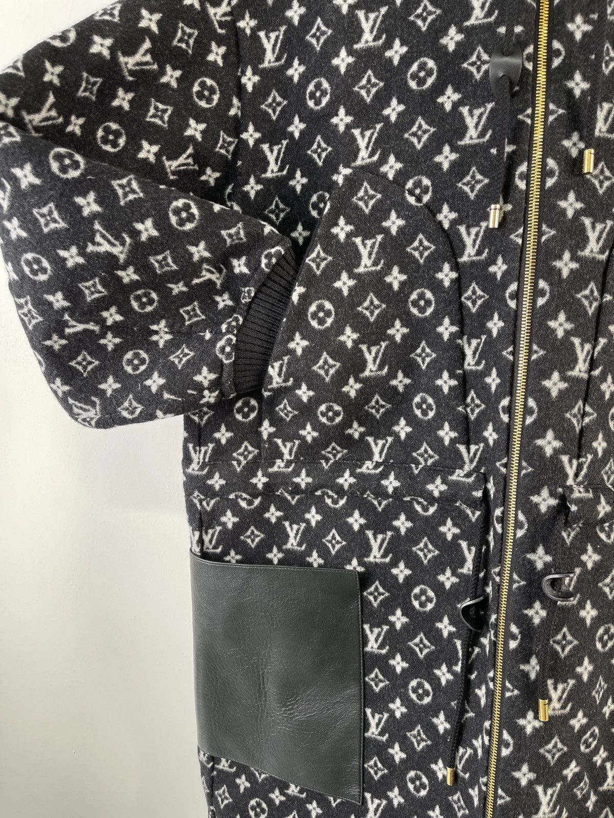 Louis Vuitton Louis Vuitton reversible Size US L / EU 52-54 / 3 - 4 Thumbnail