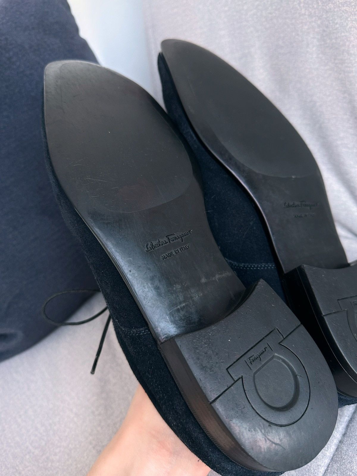 Salvatore Ferragamo Salvatore Ferragamo Dark Blue Suede Shoes Size US 8 / EU 41 - 14 Thumbnail
