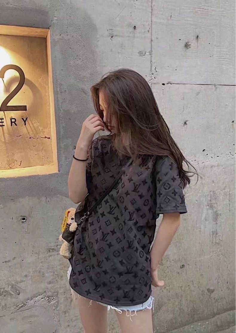 Louis Vuitton Louis Vuitton Monogram Flocked Full Logo Pocket Short Slee Size US L / EU 52-54 / 3 - 8 Thumbnail