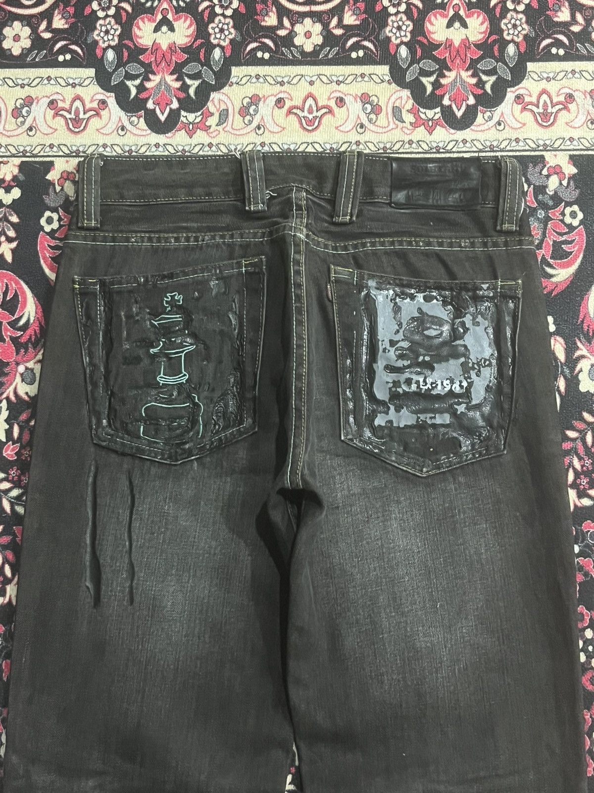 Le Grande Bleu (L.G.B.) Japan Solberry Dark Washed Graffiti Pocket Whisker Jeans Size US 29 - 7 Thumbnail