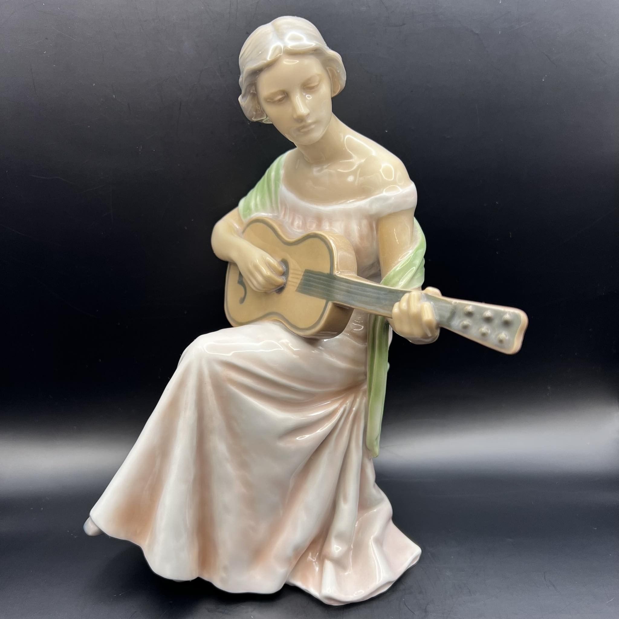 Vintage Vintage Porcelain Figure Guitar Player Germany Marked 1684 Size ONE SIZE - 7 Thumbnail