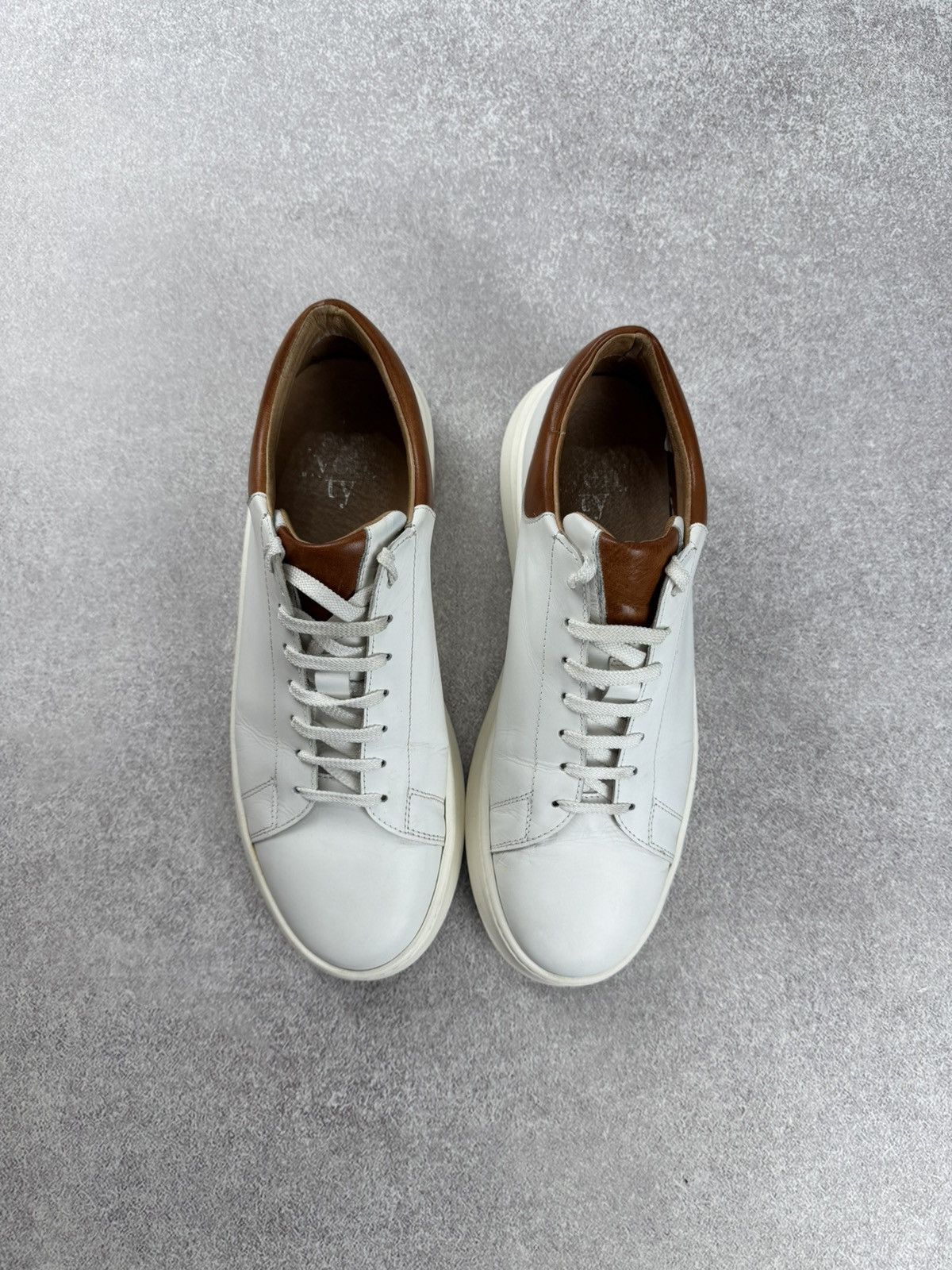 Eleventy Eleventy White Leather Sneakers Men’s Size 43 Size US 10 / EU 43 - 1 Thumbnail