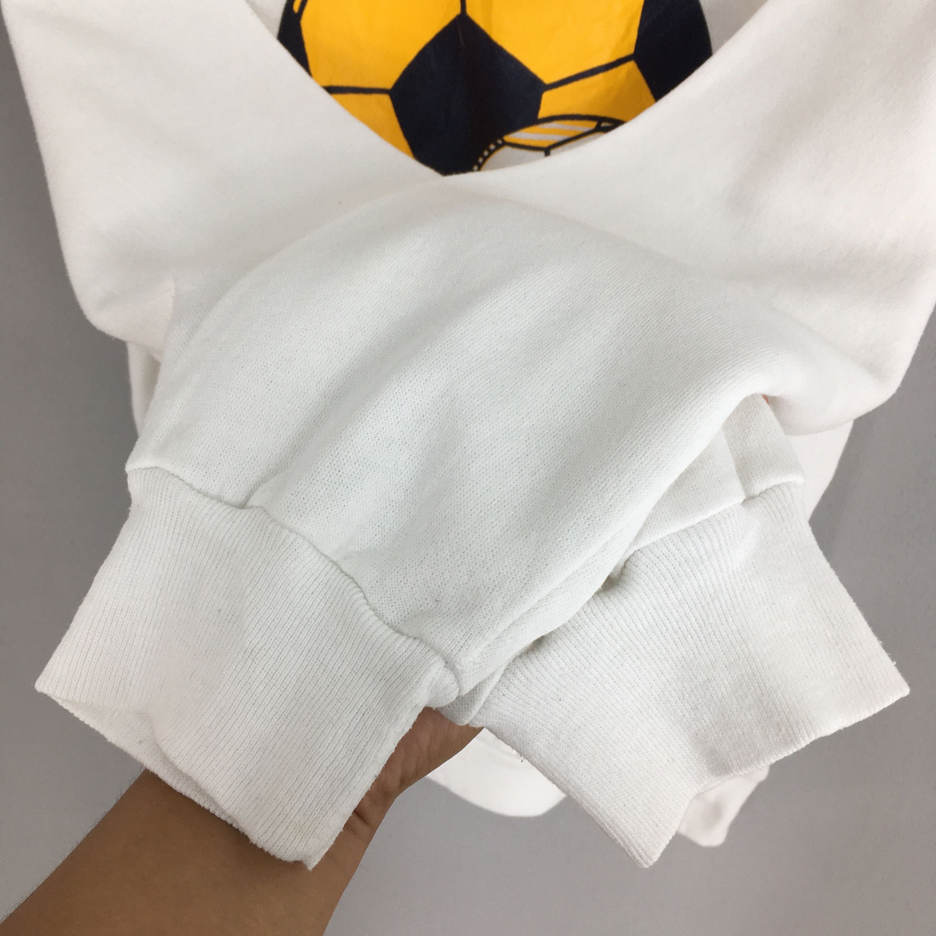 Champion Vintage 1986 Irish Soccer Sweatshirt XLarge Size US XL / EU 56 / 4 - 5 Thumbnail
