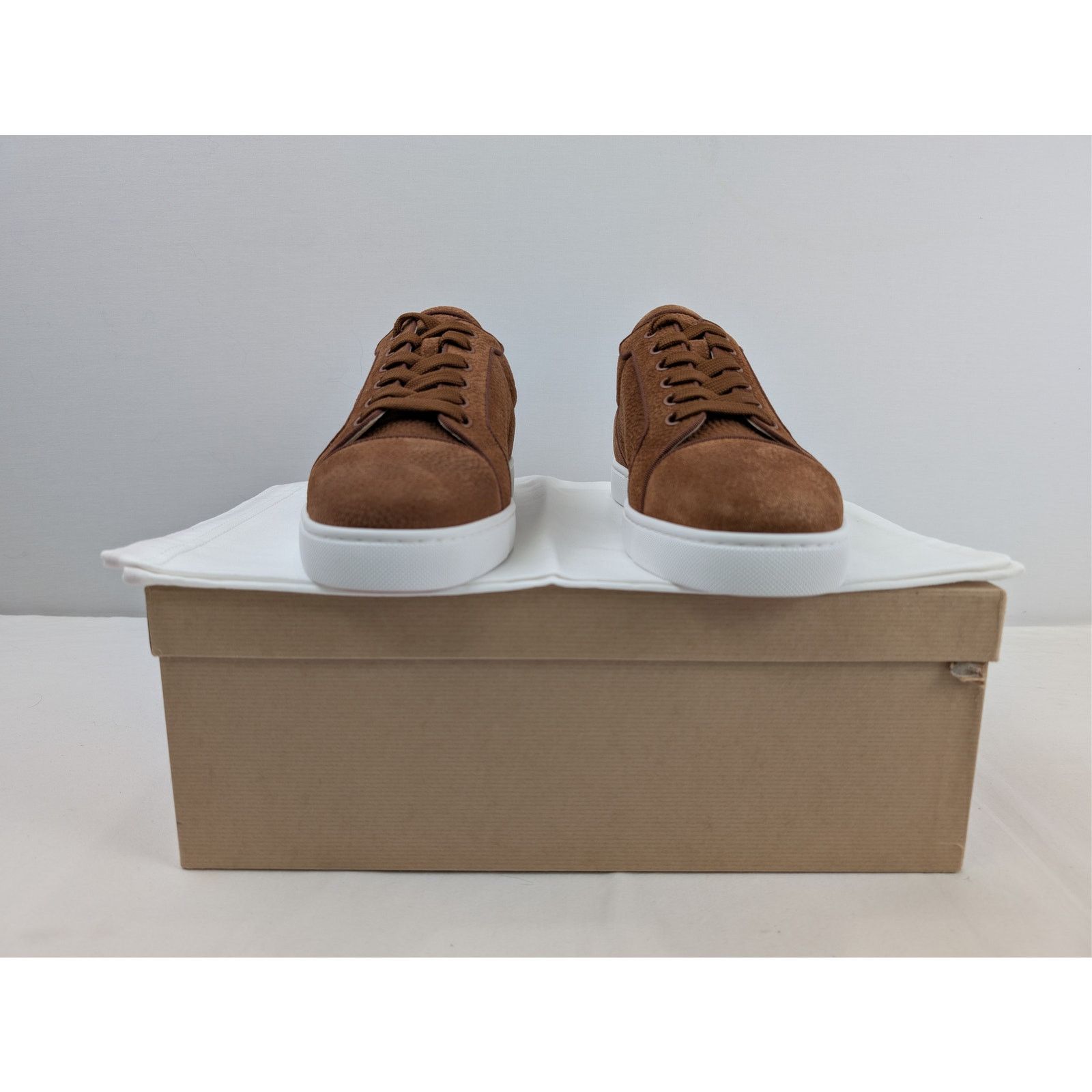 Christian Louboutin o1rshd1 Louis Junior Orlato Flat Shoe Sneakers Brown/White Size US 10 / EU 43 - 19 Thumbnail