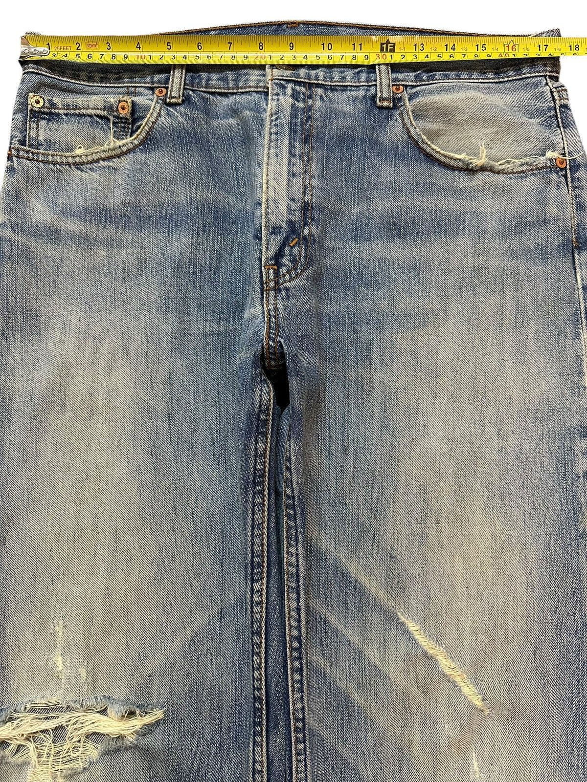 Levi's Vintage 90s Levis 505 Blue Faded Wash Distressed Loose Jeans Size US 34 / EU 50 - 12 Thumbnail