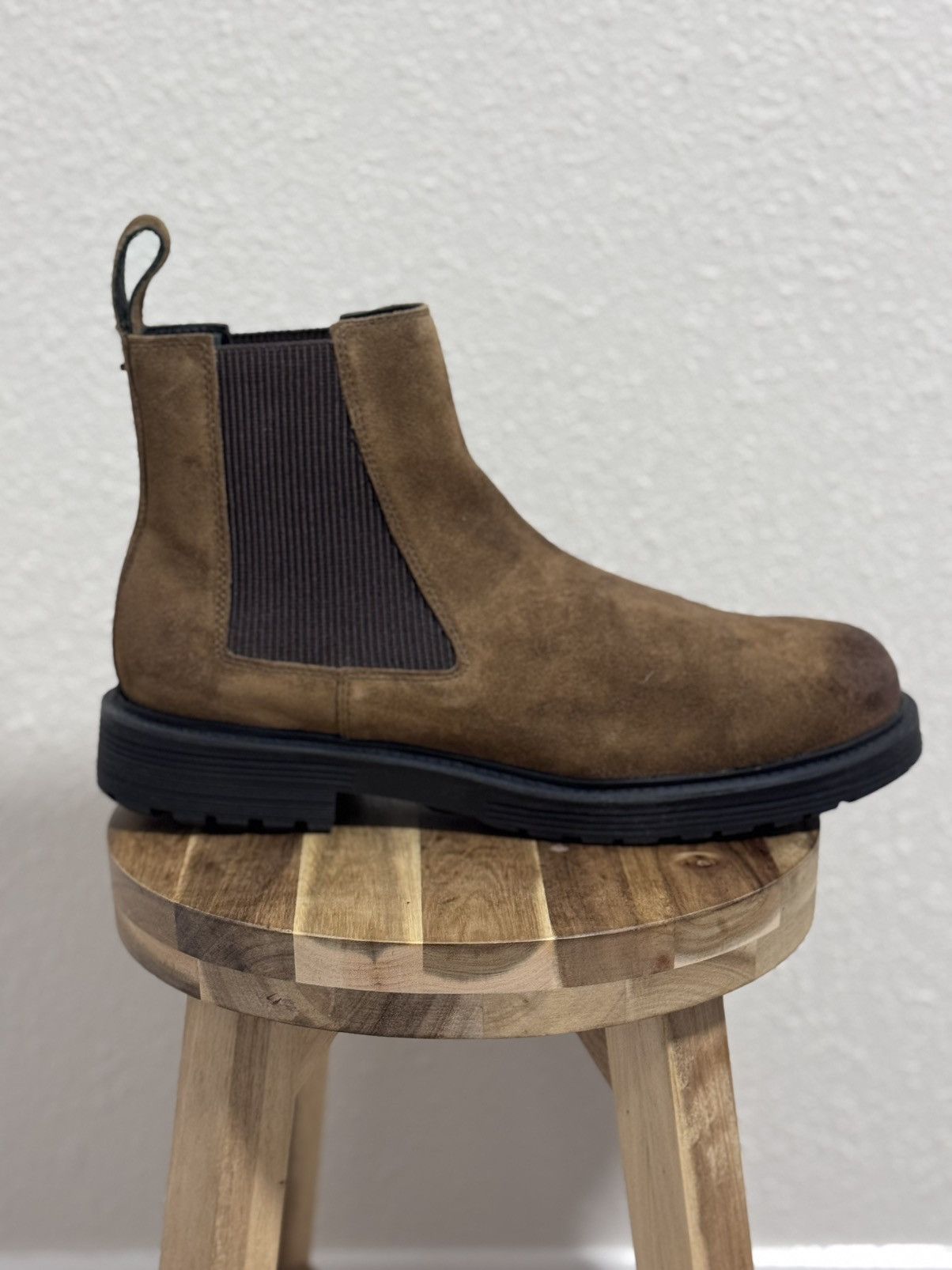 NWT Diesel D-Alabhama LCH Chelsea Boots Otter Tan Luxe Suede