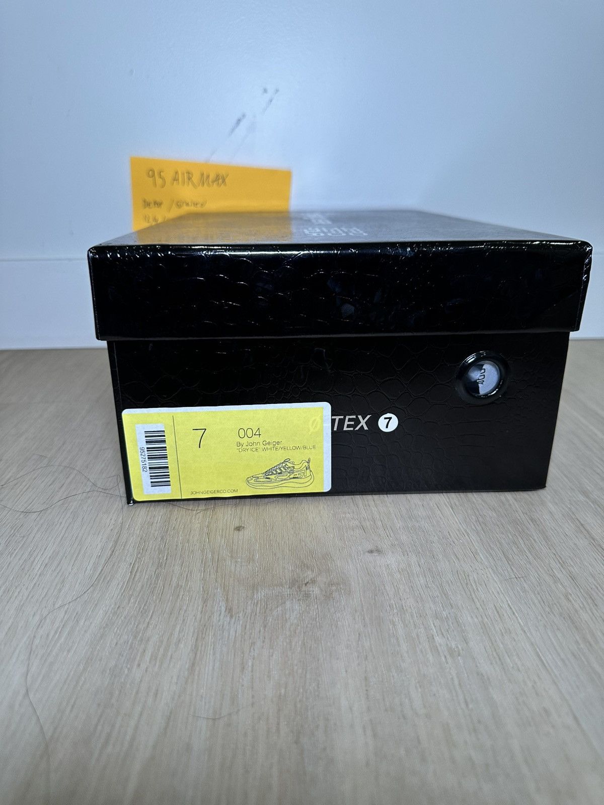 John Geiger John Geiger 004 “Dry Ice” Size US 7 / EU 40 - 10 Thumbnail