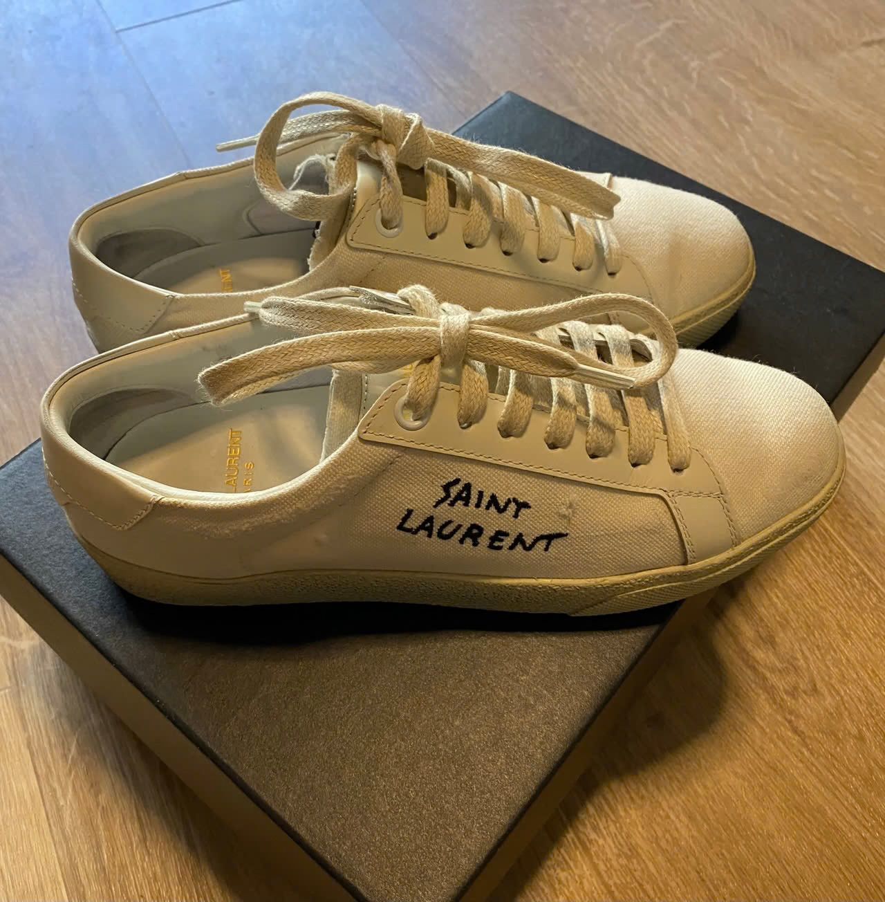 Saint Laurent Paris Saint Laurent Logo sneakers canvas Size US 5 / IT 35 - 1 Thumbnail