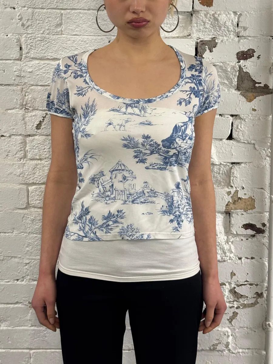 Gianfranco Ferre 2000s Gianfranco Ferré White & Blue Medieval Painting T-Shirt Size S / US 4 / IT 40 - 2 Thumbnail