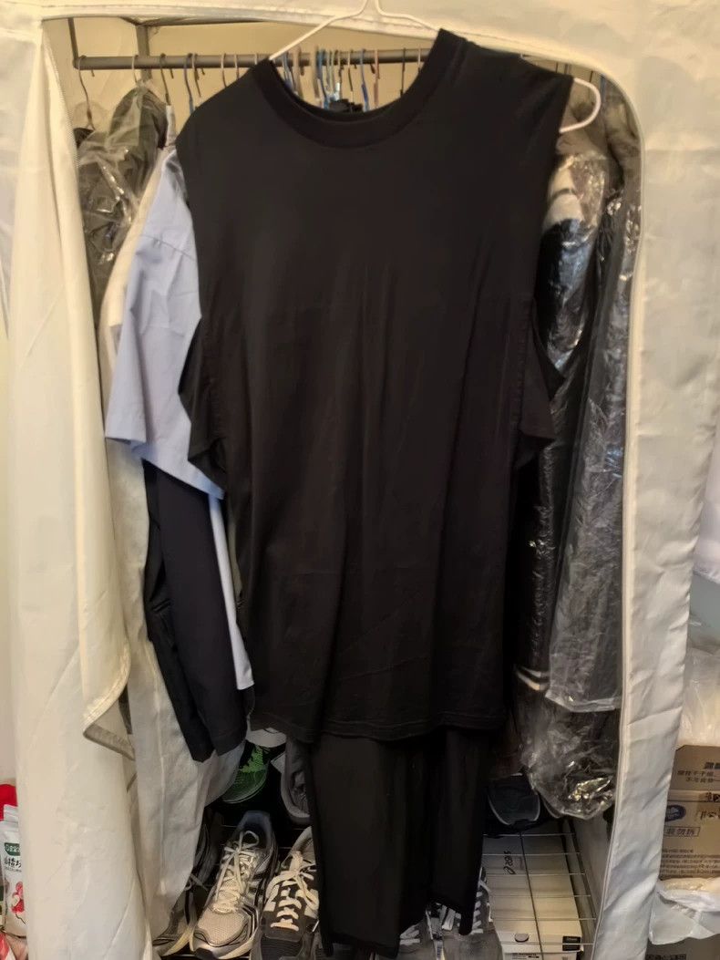 Givenchy Men's long T-shirt size M
