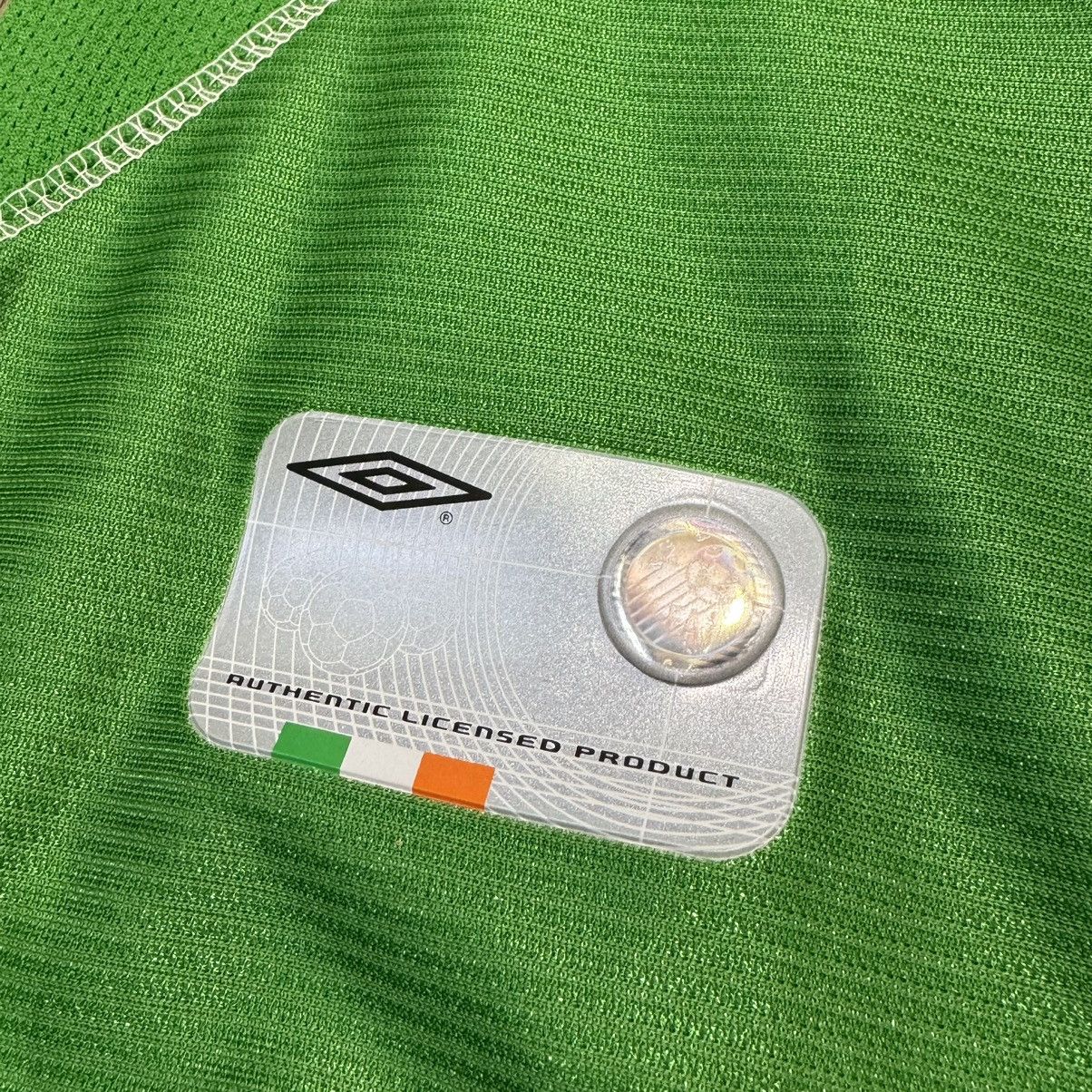 Umbro Ireland 02/03 home shirt Size US M / EU 48-50 / 2 - 5 Thumbnail