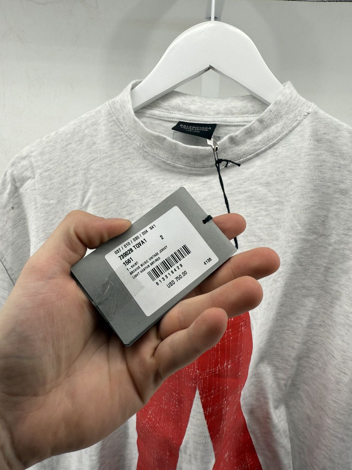 Balenciaga BNWT Balenciaga Archive Music Vintage Short Sleeve Shirt Size US M / EU 48-50 / 2 - 9 Thumbnail