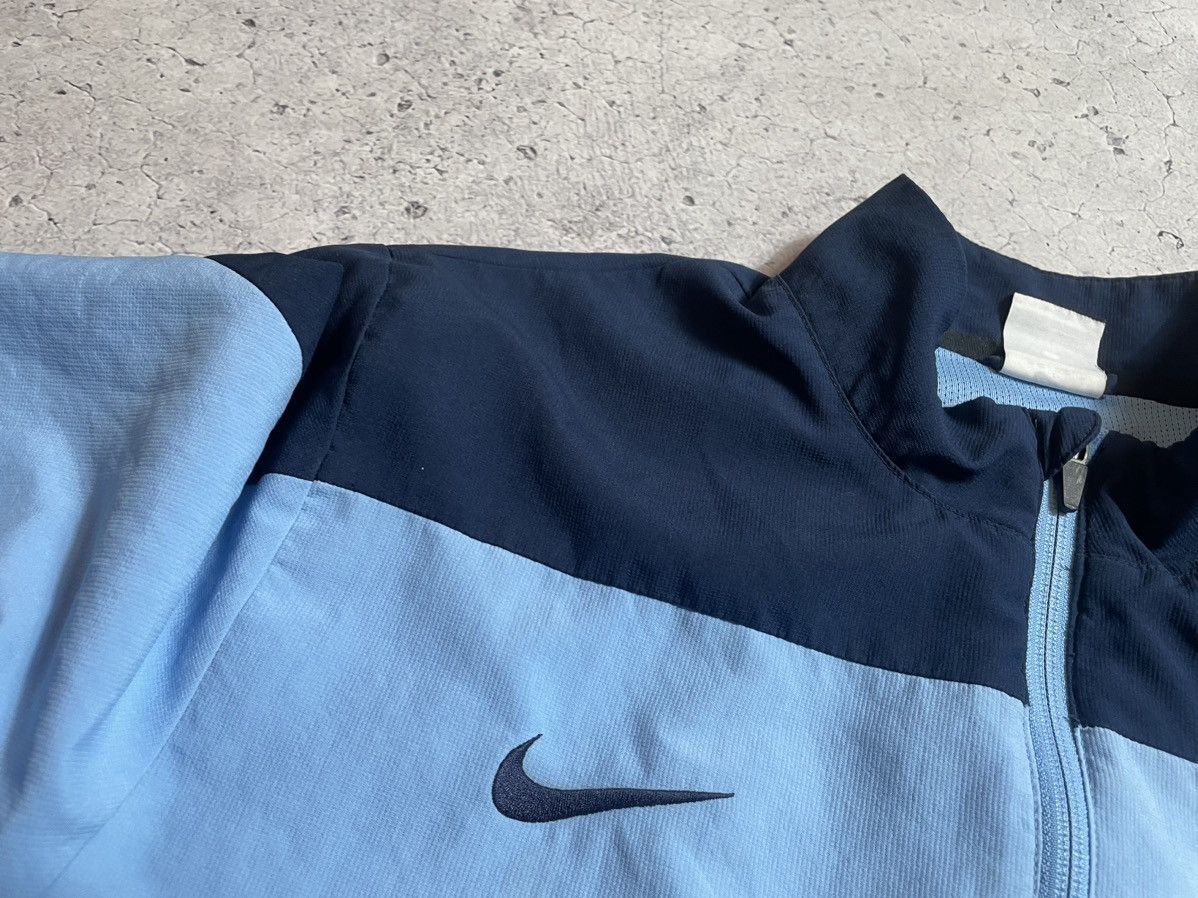 Nike Vintage Nylon Nike FC Manchester City Football Jacket Y2K Size US L / EU 52-54 / 3 - 10 Thumbnail