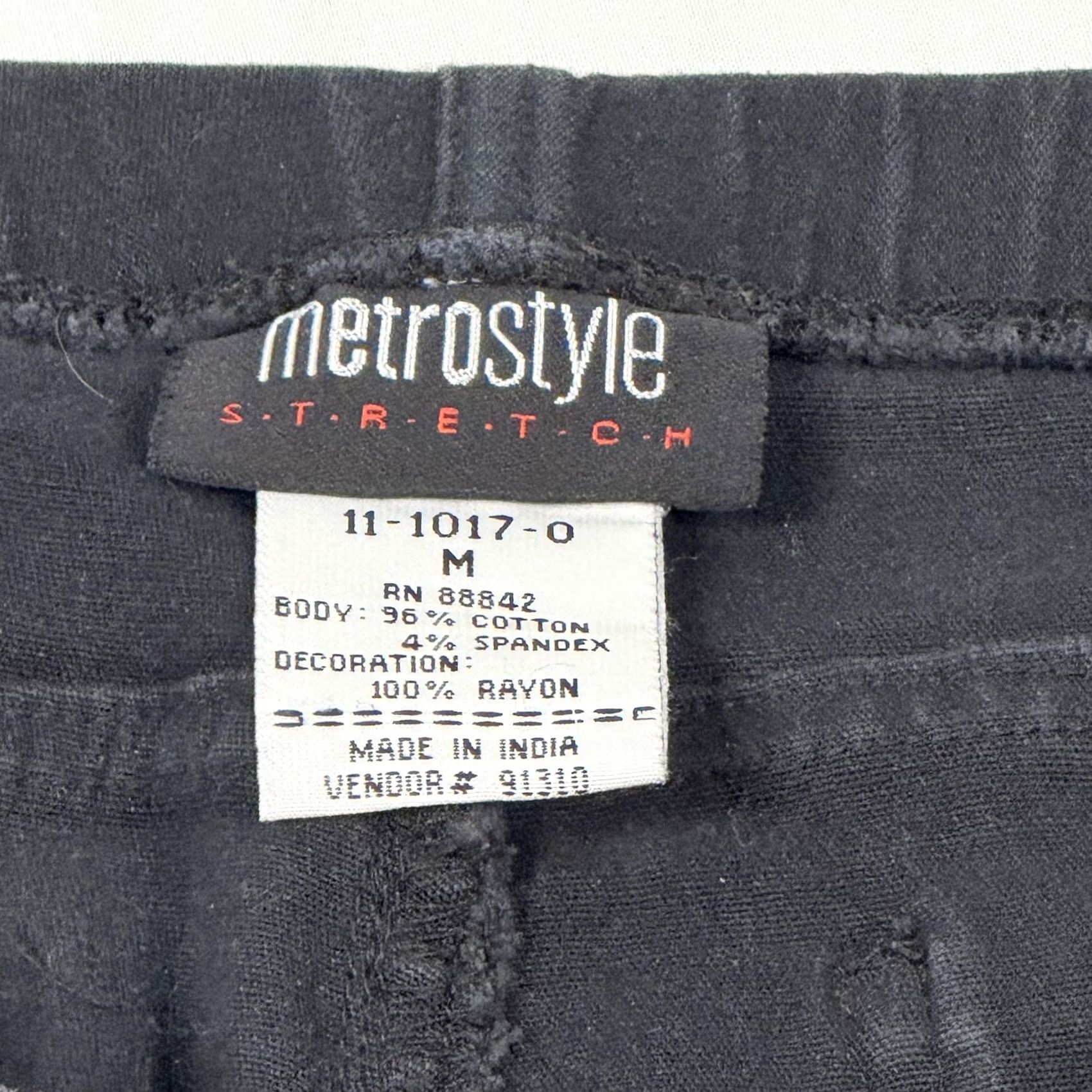 Vintage Metrostyle Pants Medium Black Stretch Pull On Bootcut Flare Jeans Embroidered Womens Denim Knit Elastic Waist Pockets Embroidery Size 32" / US 10 / IT 46 - 5 Thumbnail