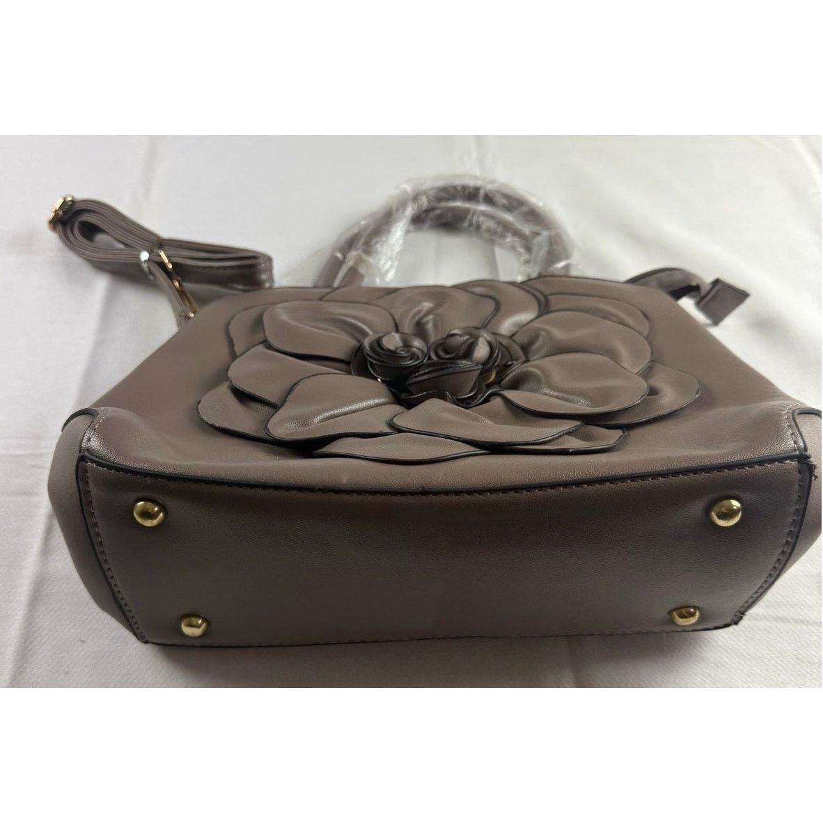 Other Stylish Women's Purse - New Without Tags, Great Condition! Size ONE SIZE - 6 Thumbnail