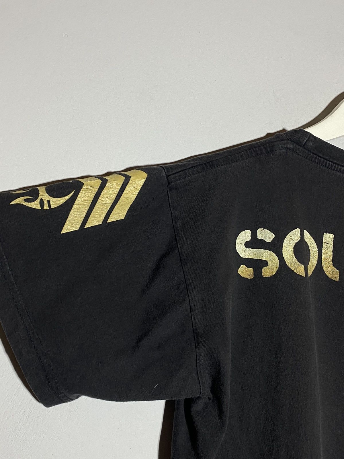 Band Tees Vintage Soulfly Frontlines Metal Band T-shirt Graphic Print Size US S / EU 44-46 / 1 - 15 Thumbnail