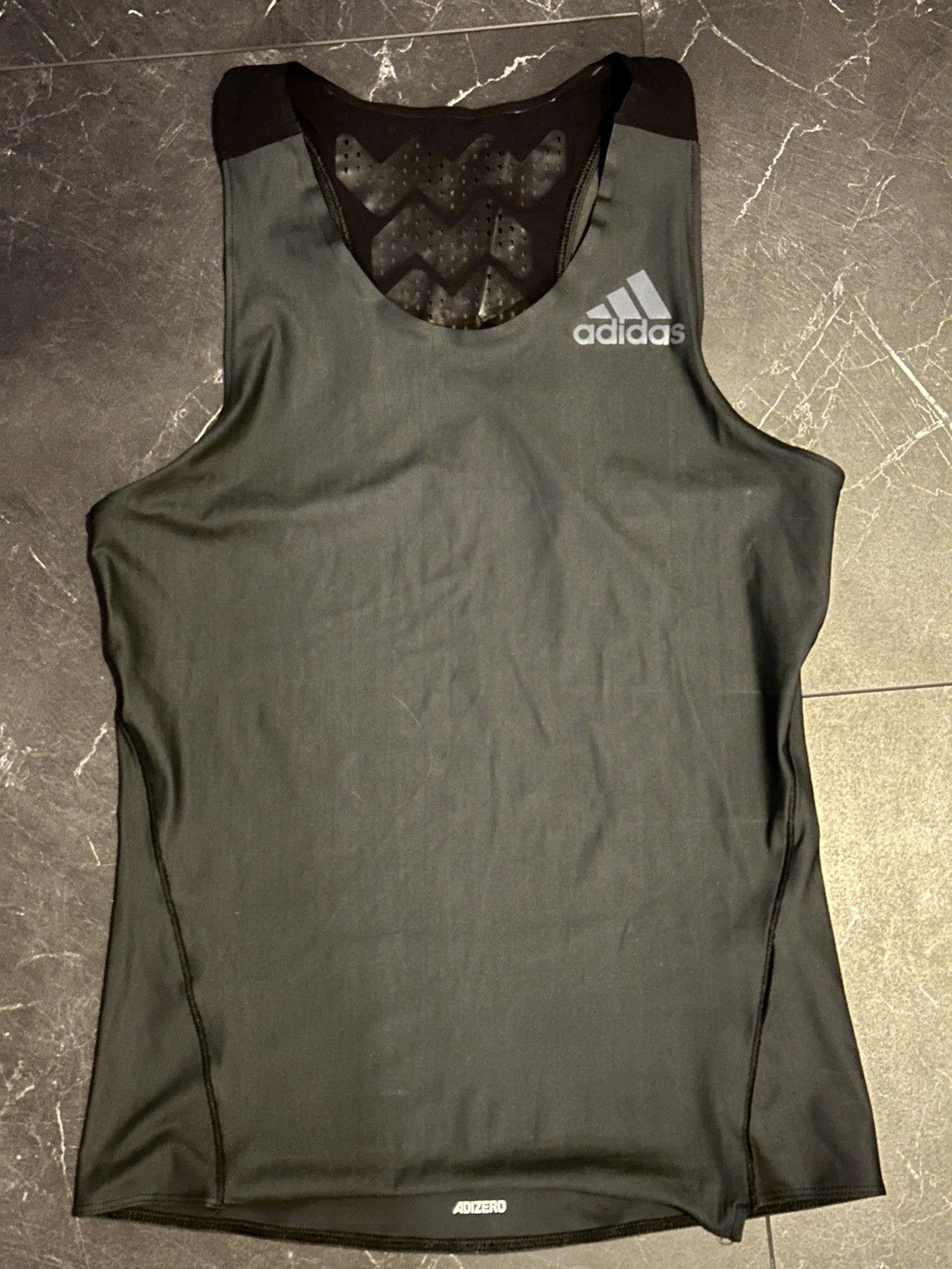 adidas pro elite 2023 シングレット US Mサイズ 2023 adidas 浅黒い pro elite シングレット US Mサイズ