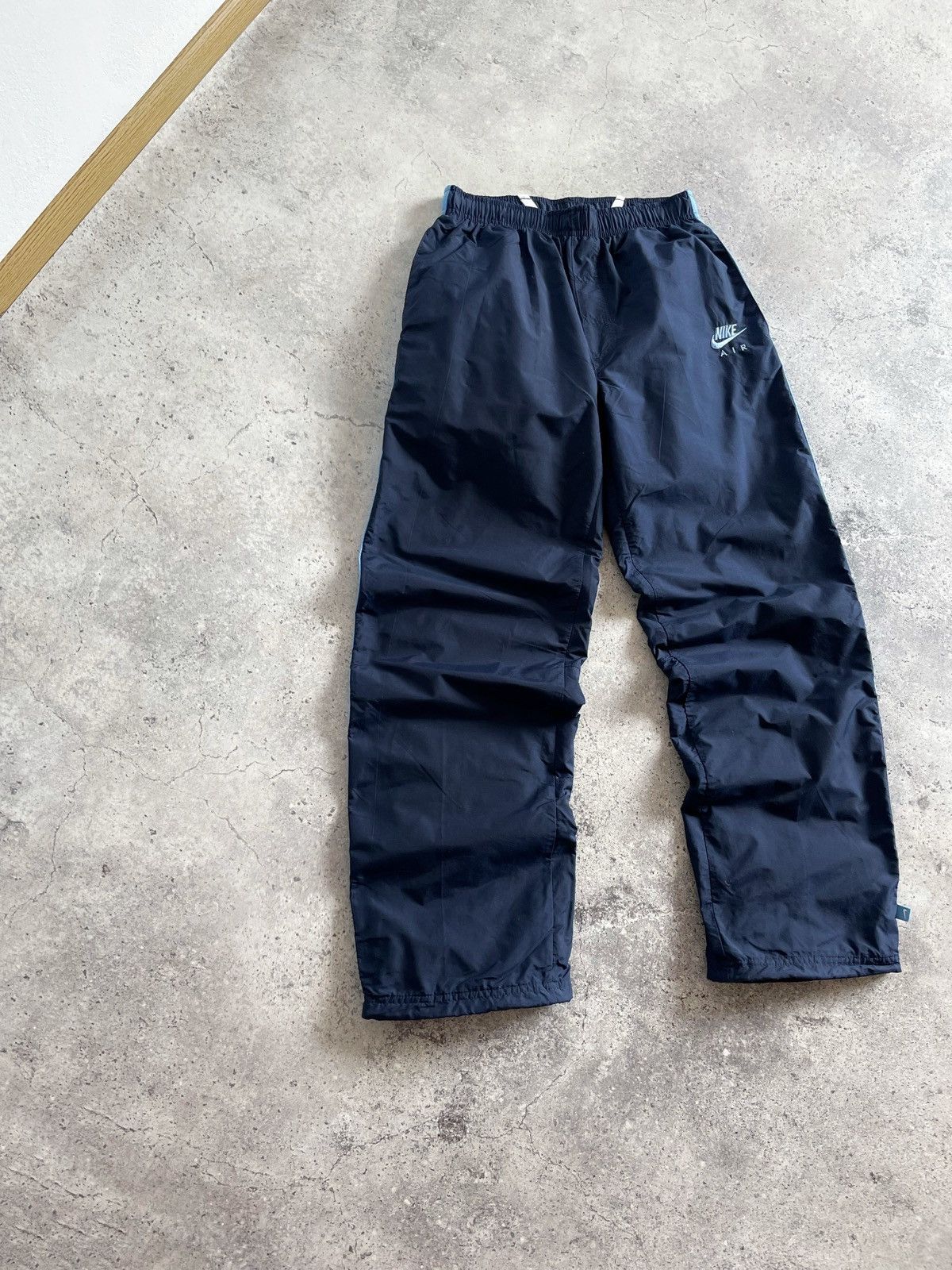 Nike Vintage Nike Y2K Nylon Pants Size US 30 / EU 46 - 2 Thumbnail