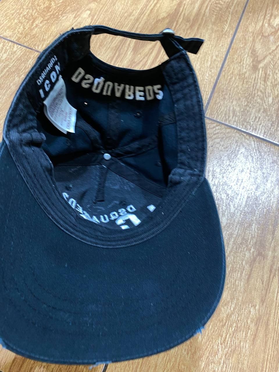 Dsquared2 Rare Dsquared2 cap black with text Size ONE SIZE - 12 Thumbnail