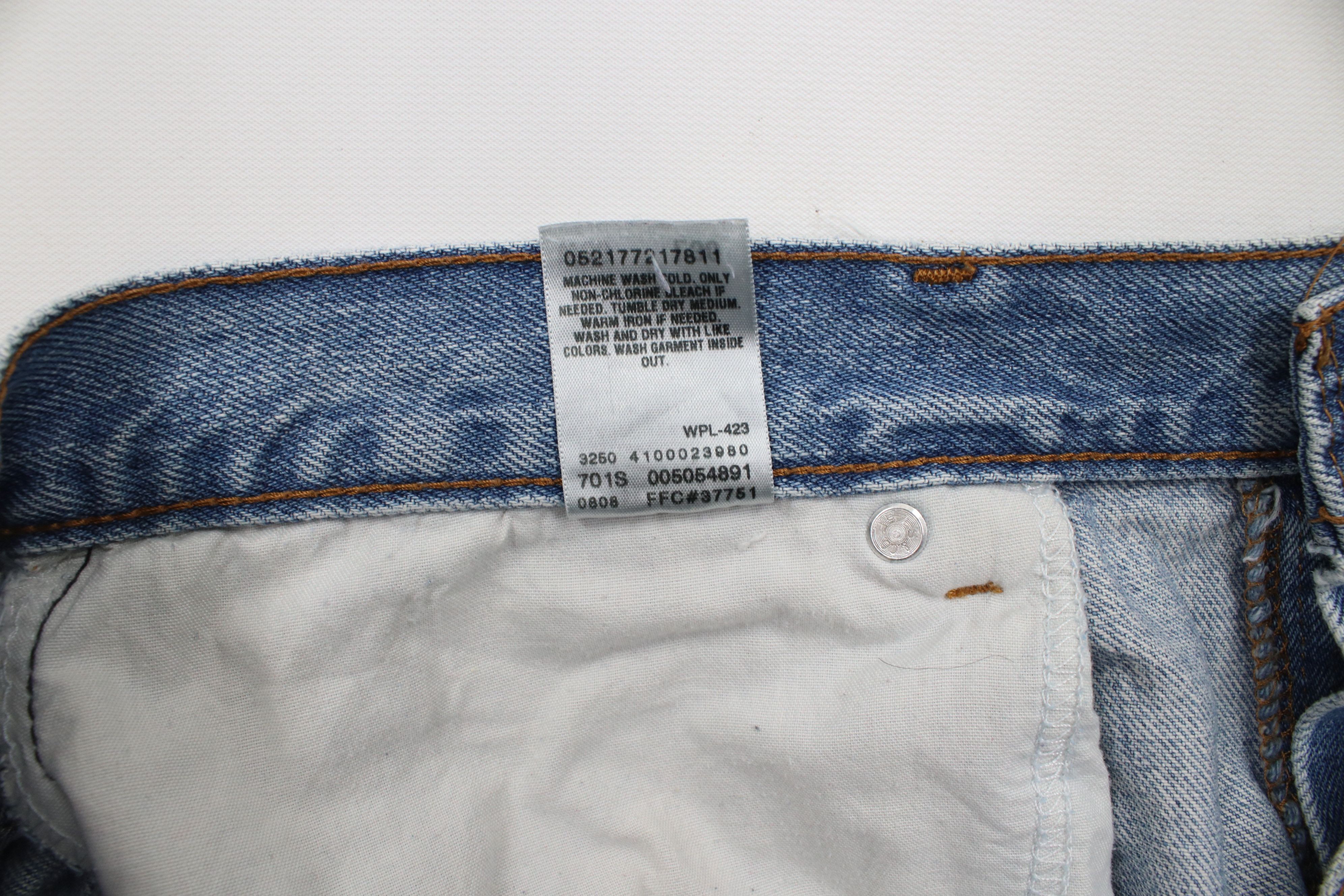 Levi's × Vintage Vintage Y2K Levis 505 Fit Cut Off Denim Jean Shorts Jorts Size US 38 / EU 54 - 8 Thumbnail