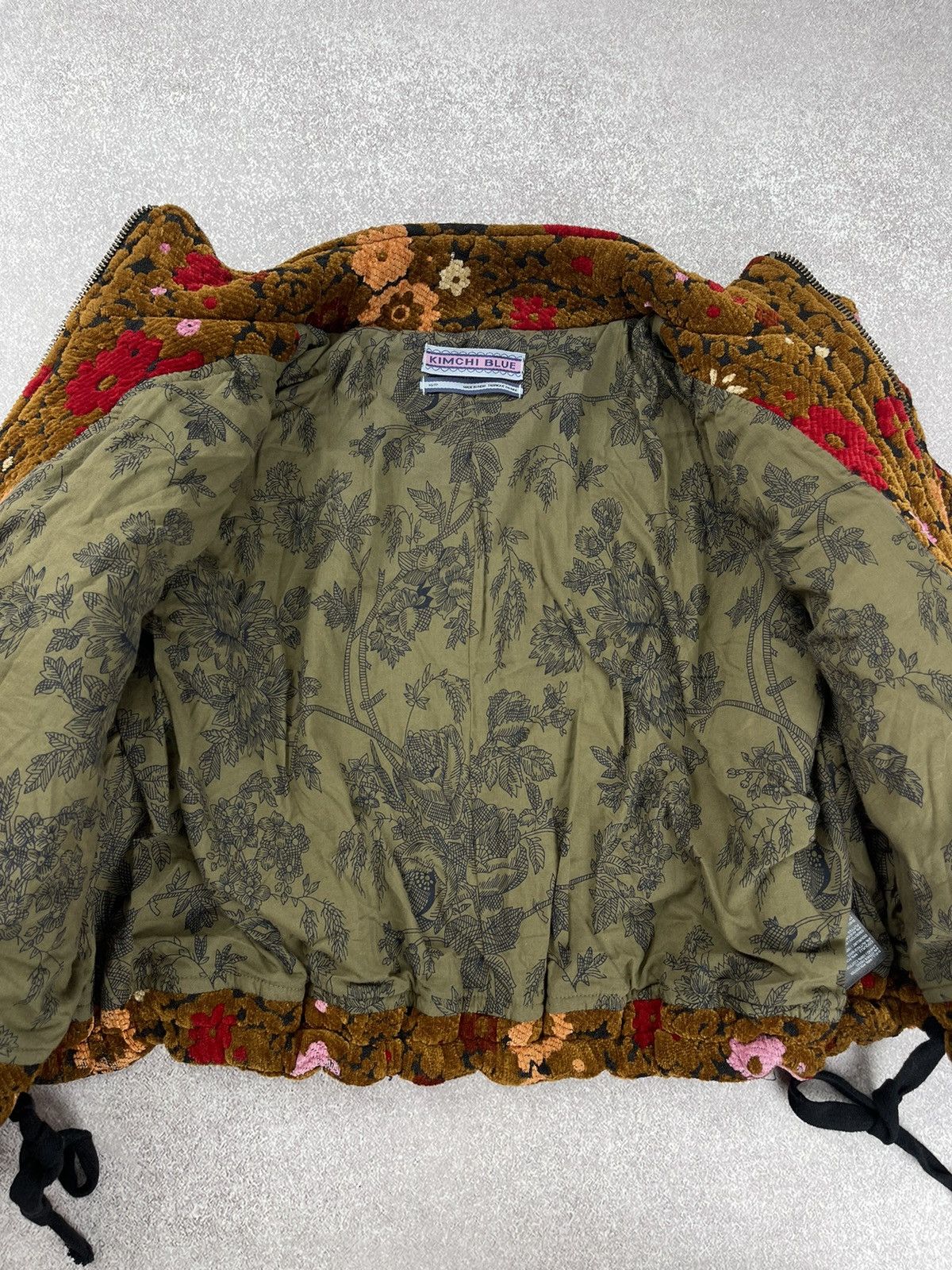 Japanese Brand × Urban Outfitters Kimchi Blue Floral Cropped Jacket Size Xs Size XS / US 0-2 / IT 36-38 - 9 Thumbnail