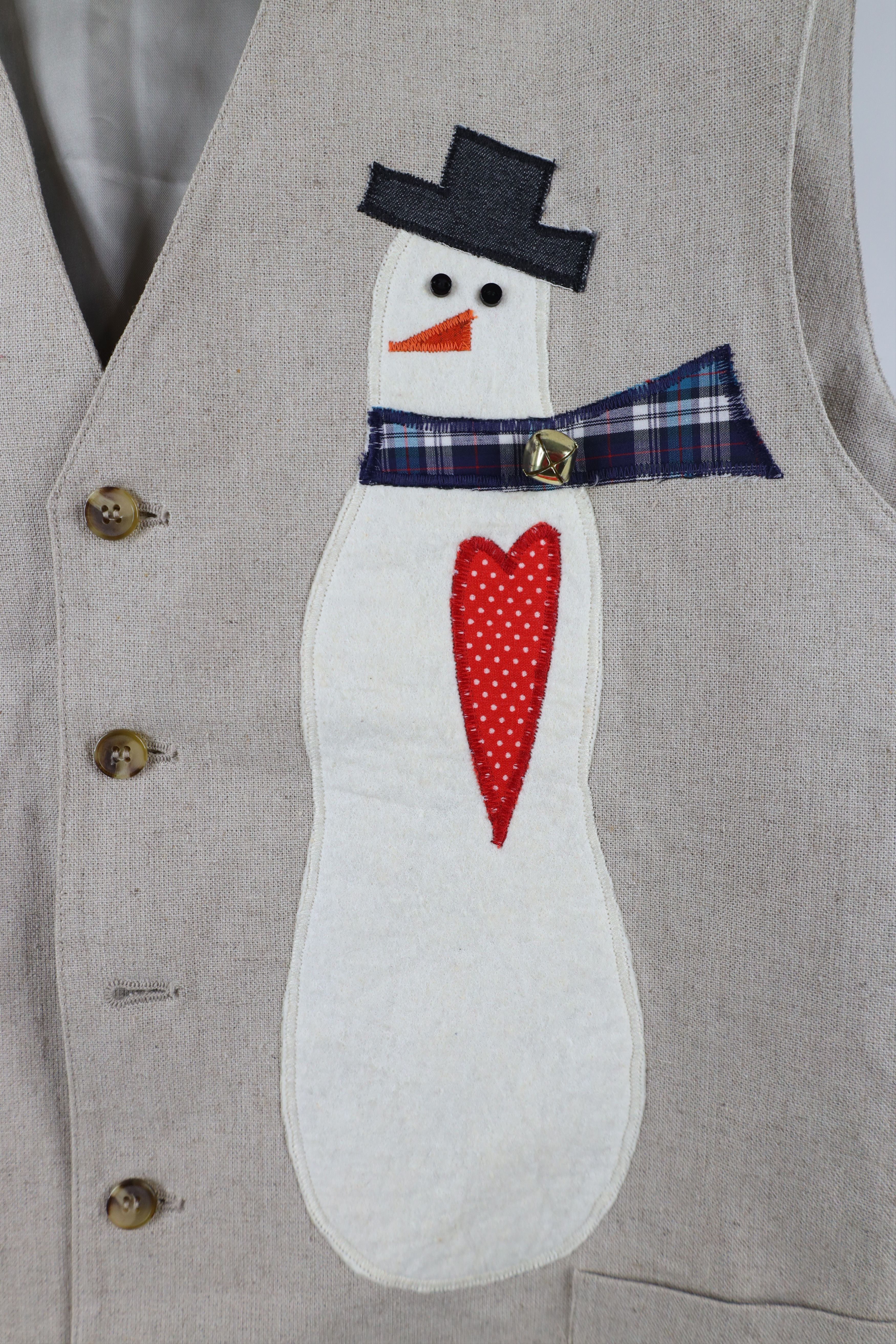 Vintage Vintage 90s Streetwear Christmas Button Vest Jacket Beige Size US L / EU 52-54 / 3 - 4 Thumbnail