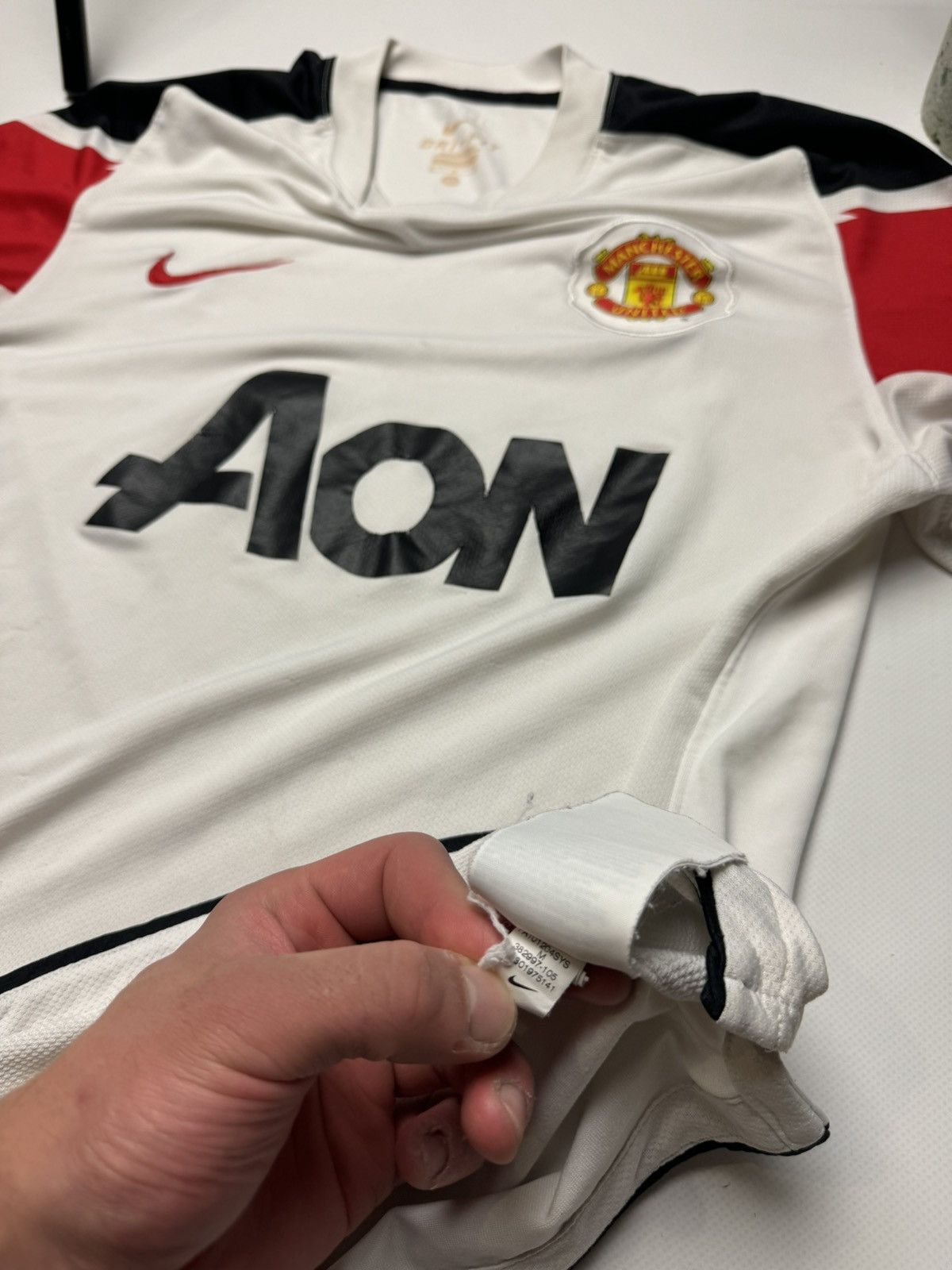 Nike × Vintage Rare Nike Manchester United long sleeve soccer jersey Size US M / EU 48-50 / 2 - 12 Thumbnail
