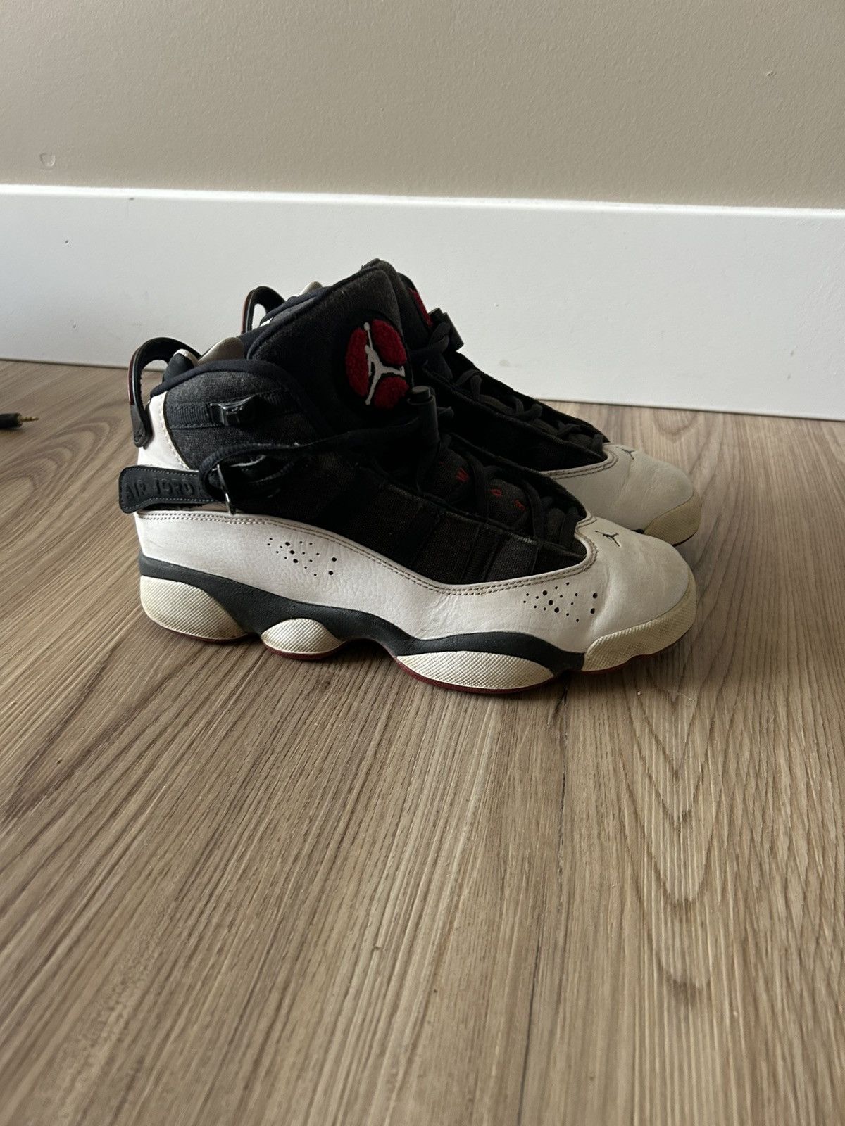 Jordan Brand Jordan Bred 6 Rings Size US 7.5 / IT 37.5 - 1 Thumbnail
