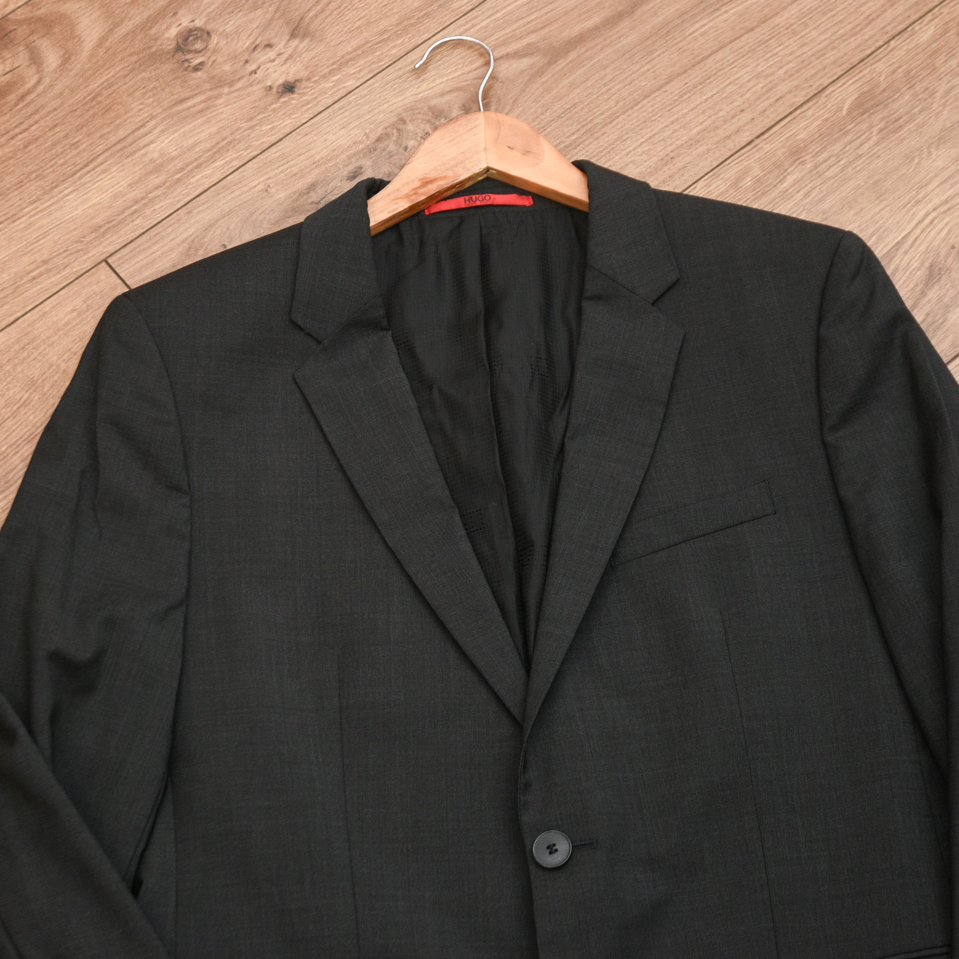 Hugo Boss Hugo Boss Business Suit Grey Black Sz 40R Virgin Wool Size 40R - 8 Thumbnail