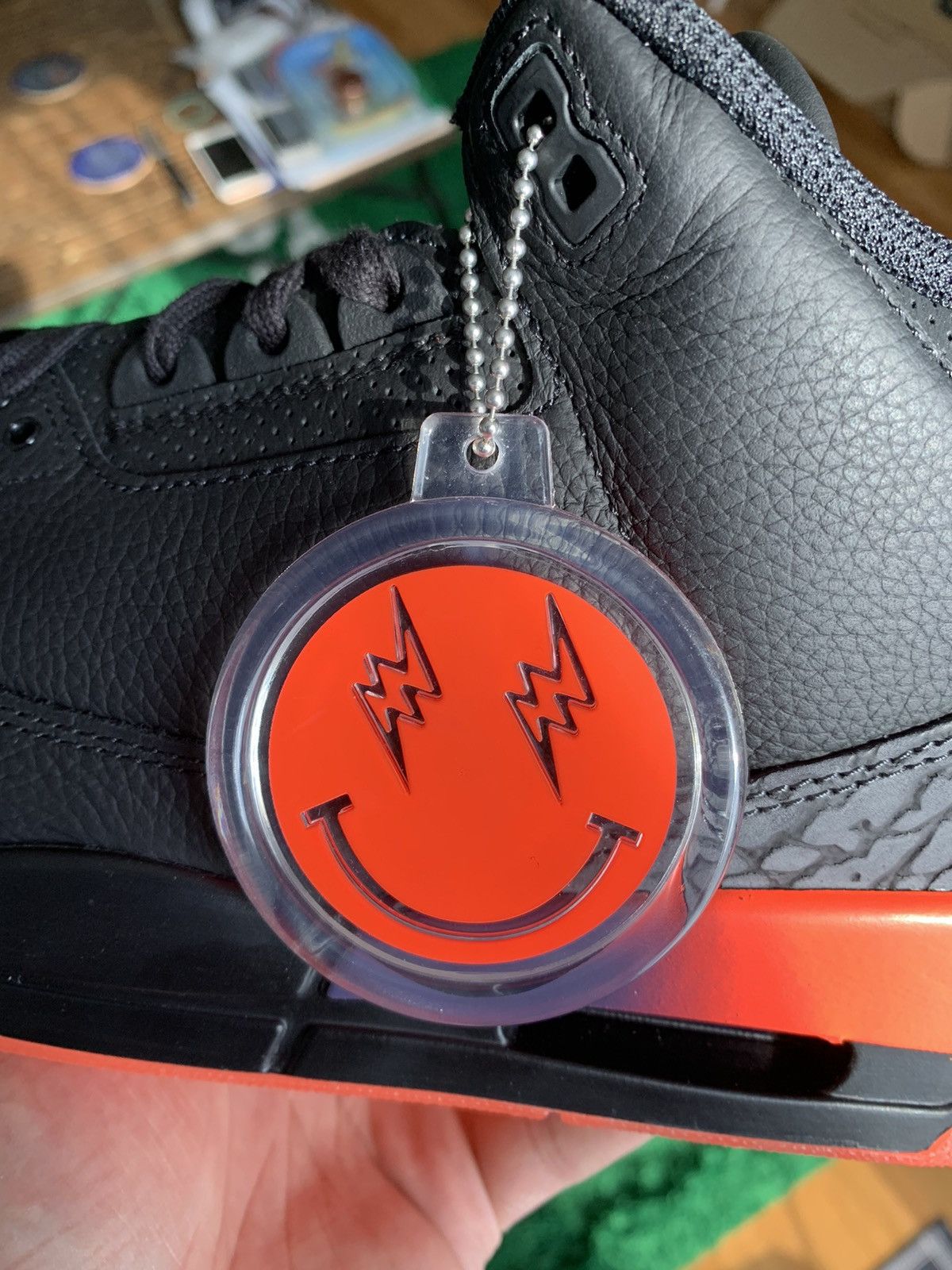 J Balvin × Jordan Brand Jordan 3 J Balvin Rio Size US 10.5 / EU 43-44 - 22 Thumbnail