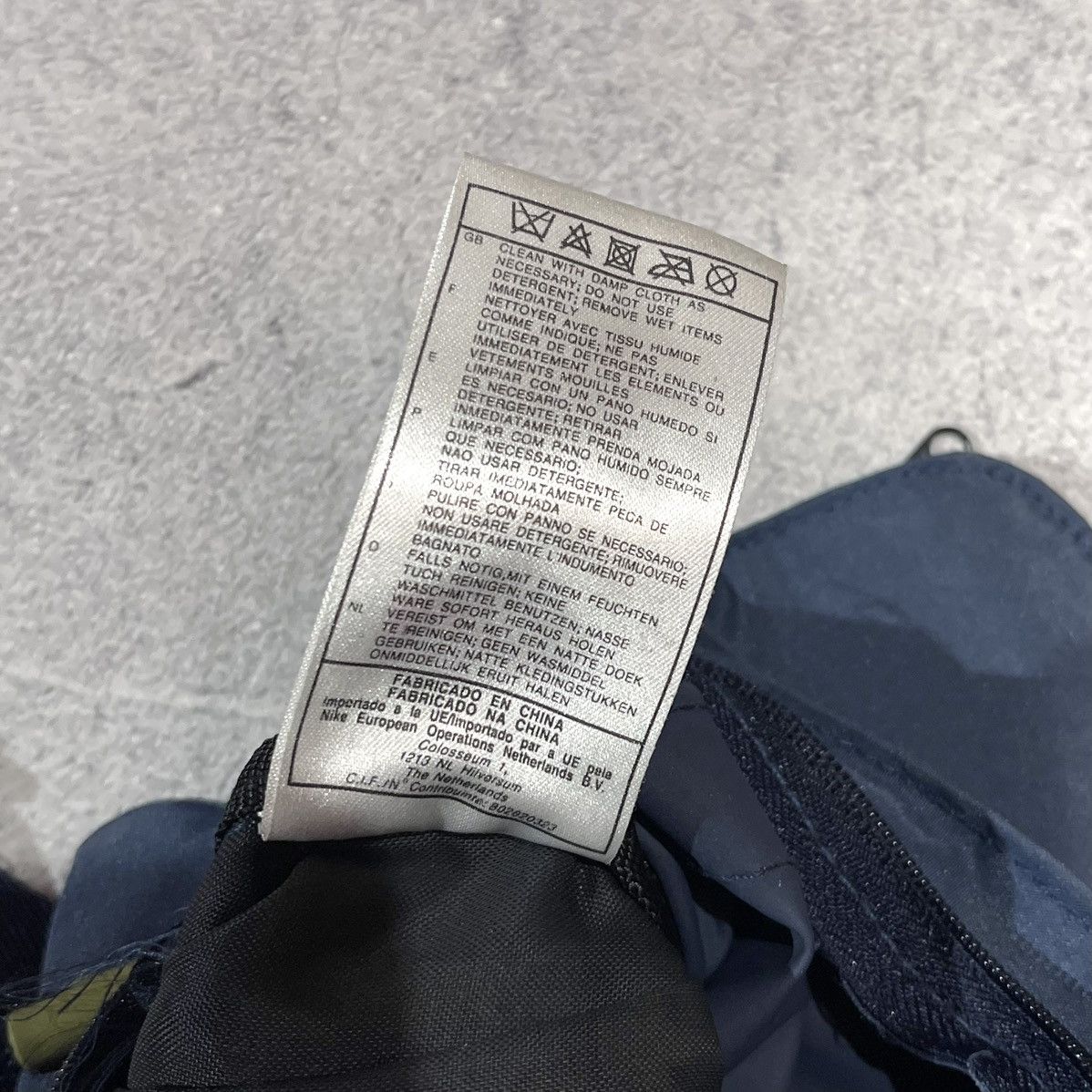 Nike × Vintage Vintage Nike Messenger Navy Blue Bag 365 All Zones Size ONE SIZE - 7 Thumbnail