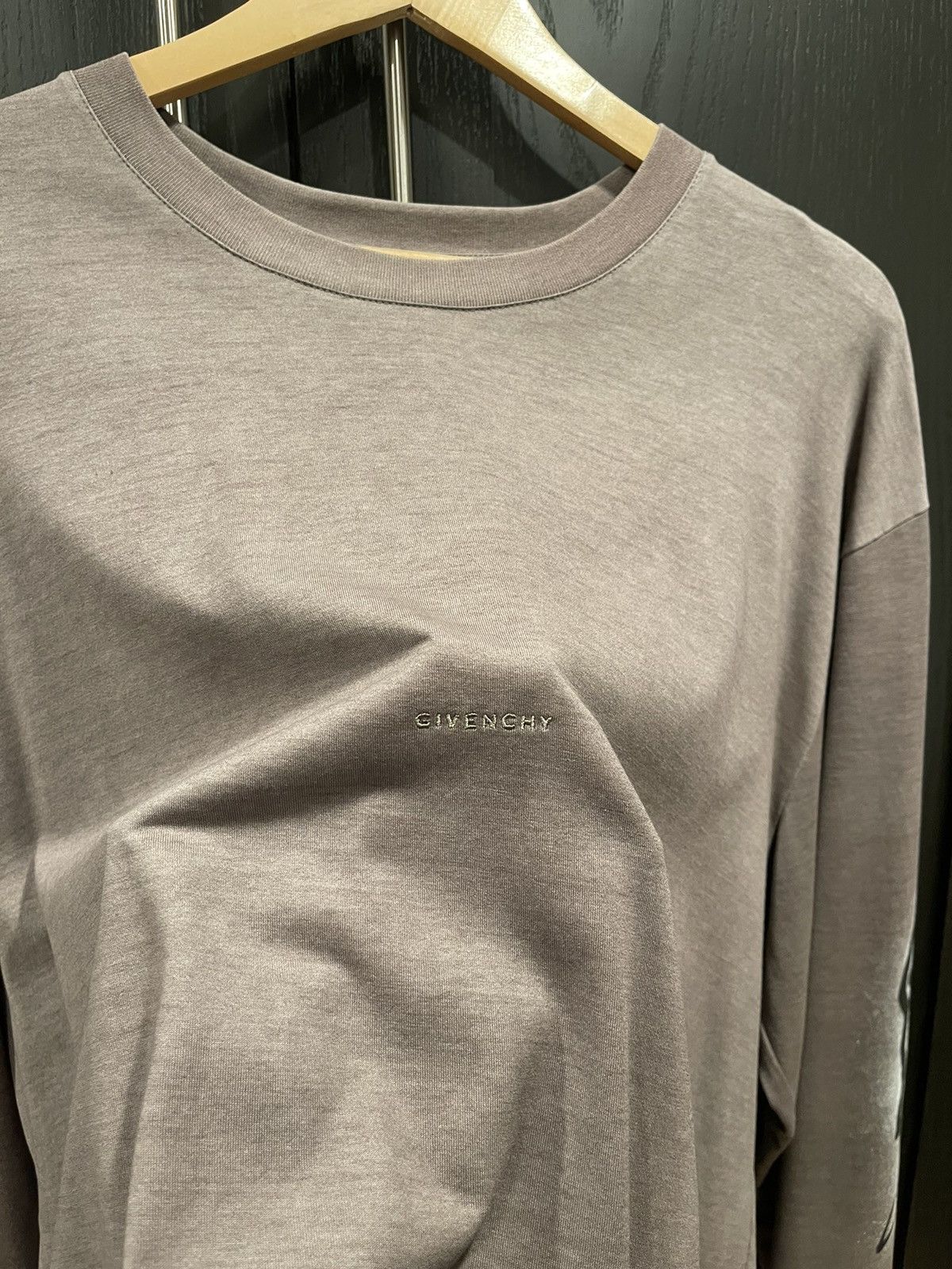 Givenchy Givenchy Chito Longsleeve Size US M / EU 48-50 / 2 - 3 Thumbnail