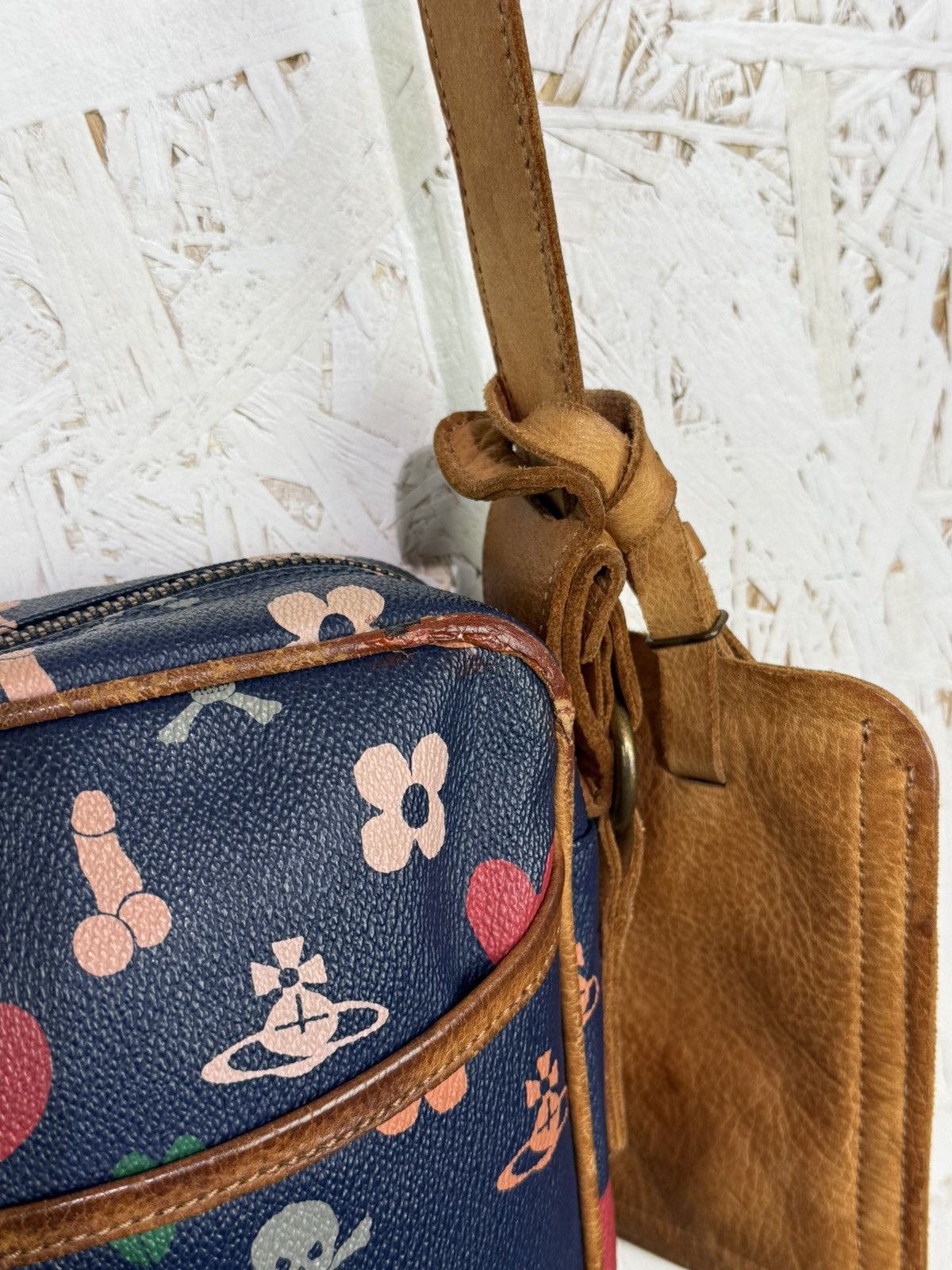 Vivienne Westwood Vivienne Westwood Gold Label Monogram Crossbody Shoulder Bag Size ONE SIZE - 10 Thumbnail