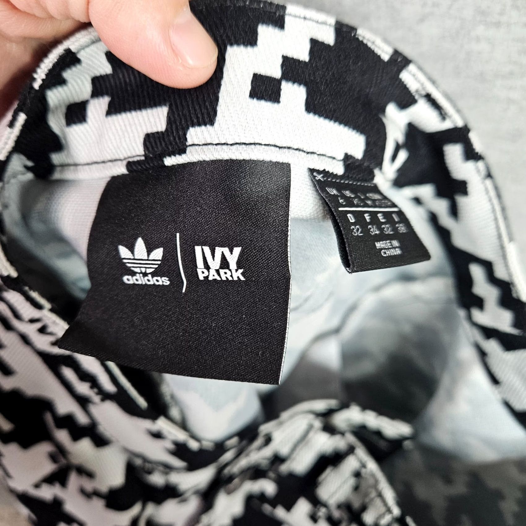 Adidas Adidas Ivy Park Houndstooth Cargo Skirt XS UK 6 Multicolor Womens Size 26" / US 2 / IT 38 - 4 Thumbnail