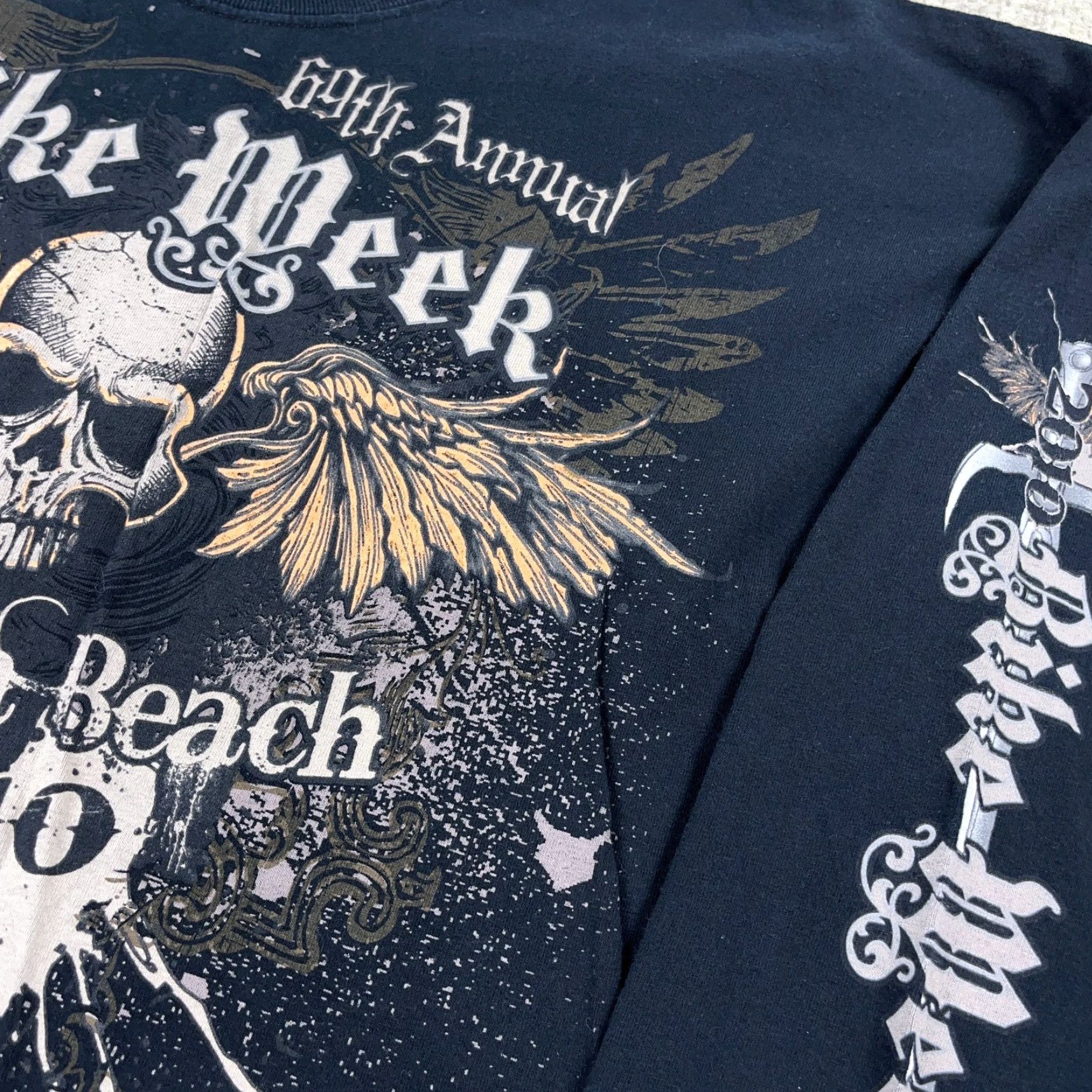 Gildan VINTAGE Y2K Bike Week Shirt Men 2XL Black Long Sleeve Hit Winged Skull Goth Gildan Graphic Print Crew Neck Size US XXL / EU 58 / 5 - 5 Thumbnail
