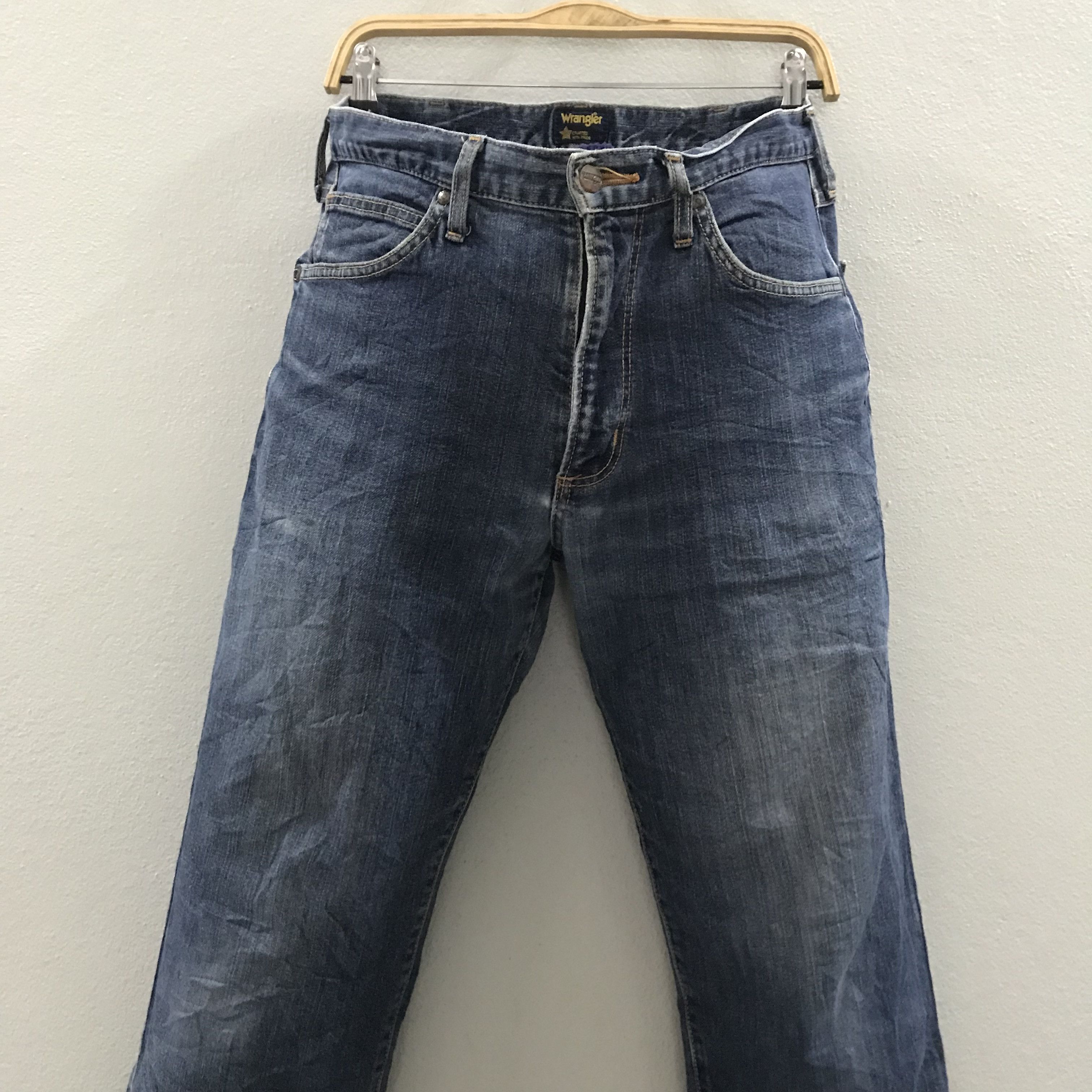 Wrangler Vintage 90s Wrangler Japan Faded Blue Stone Washed Jean Size US 32 / EU 48 - 3 Thumbnail