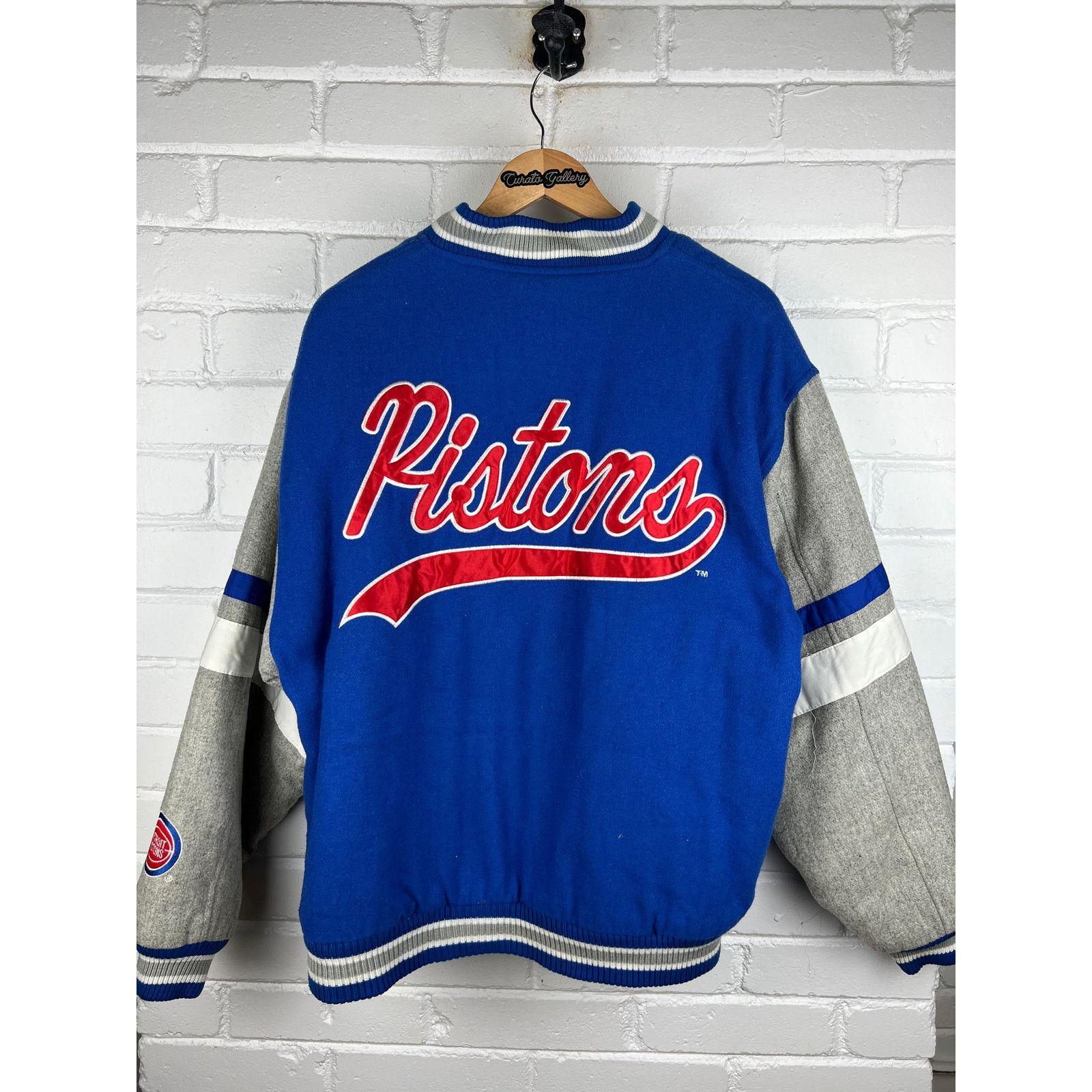 Vintage Vintage 80s/90s Detroit Pistons NBA Jacket Size XL Size US XL / EU 56 / 4 - 2 Thumbnail